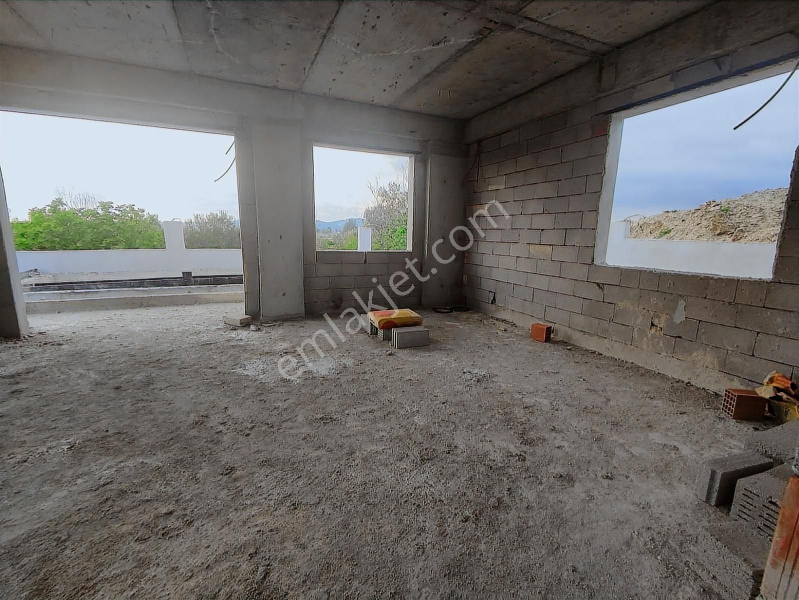 Trent Emlak'tan Gündoğdu'da Natamam Villa - Görsel 31