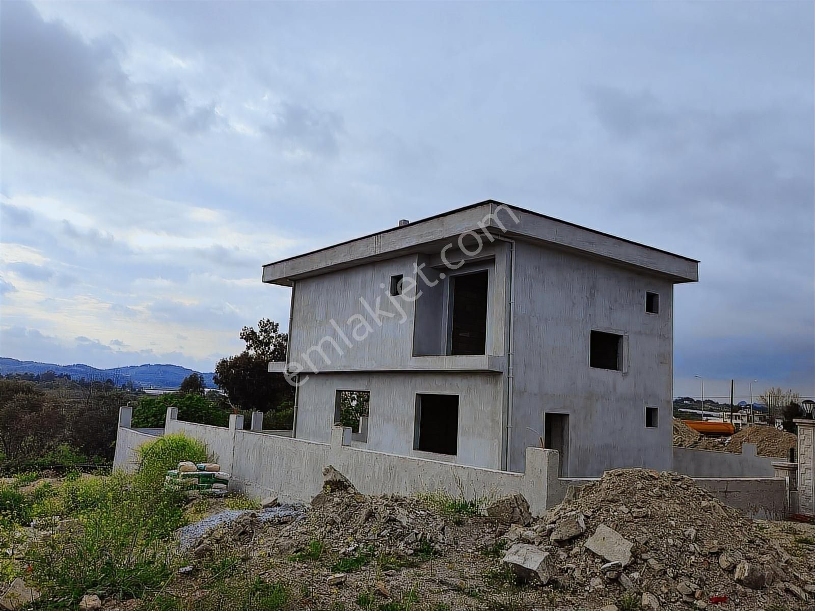 Trent Emlak'tan Gündoğdu'da Natamam Villa - Görsel 19