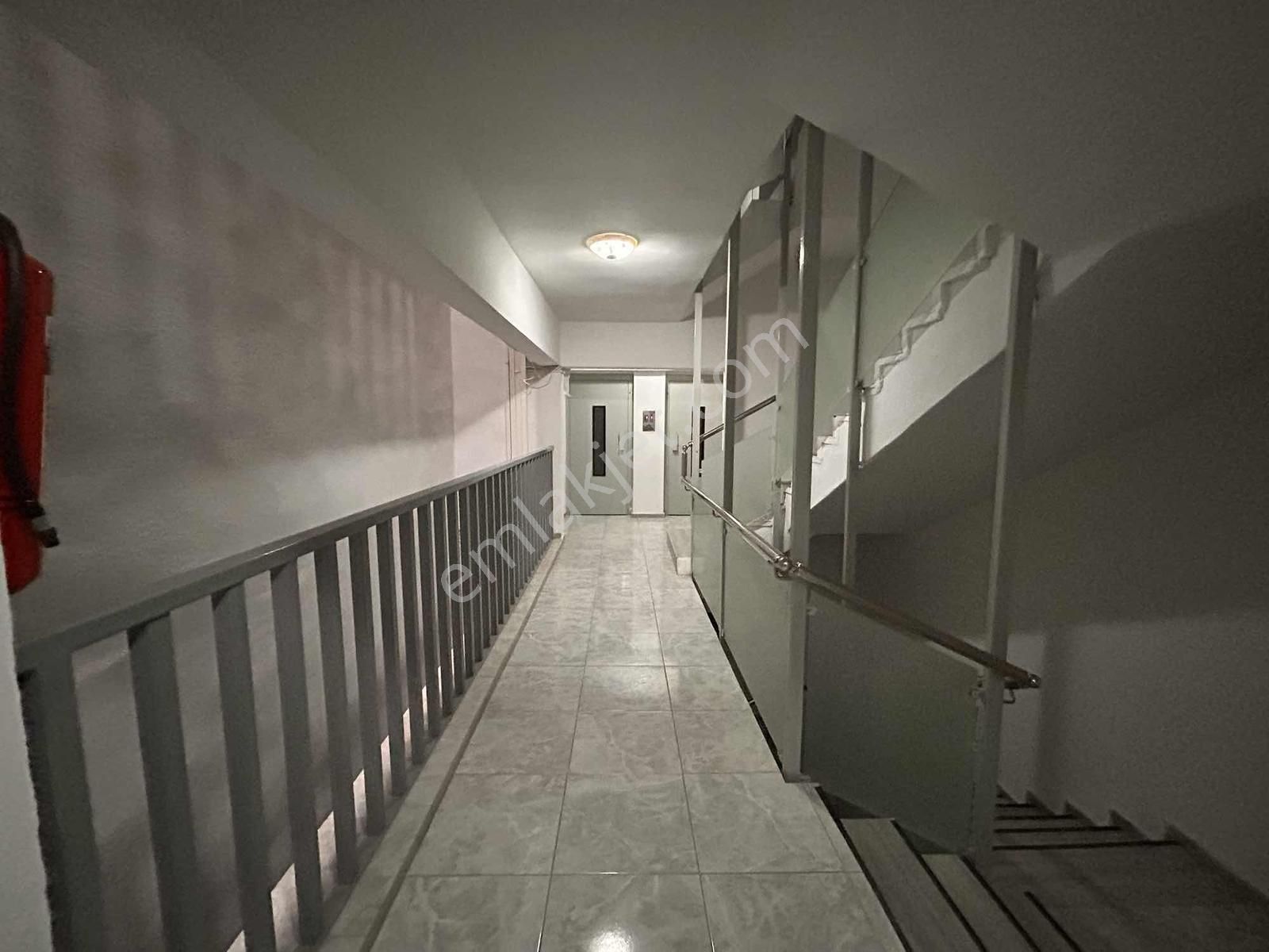 Huzur Mahallesi Arakat 145 M2 Satılık Manzaralı 3+1 Daire - Görsel 2