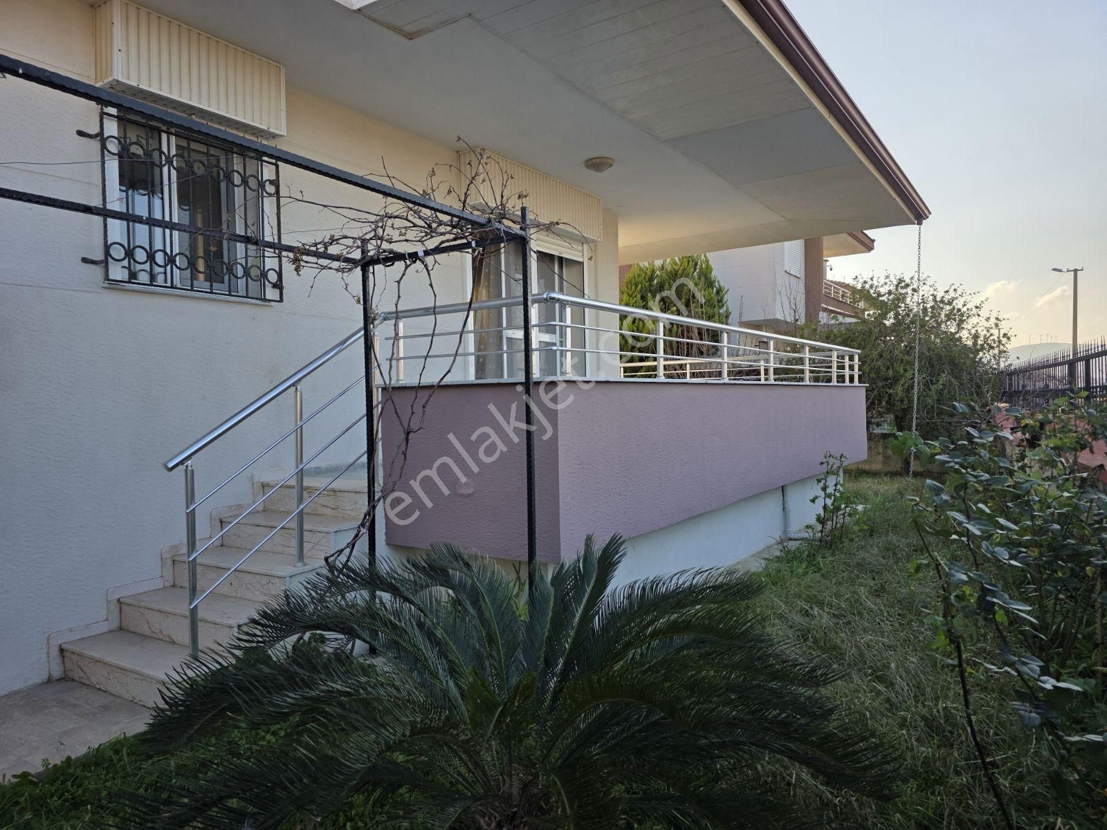 Urla Torosan'da Denize Yakın 3+1 Satılık Müstakil Villa - Görsel 11