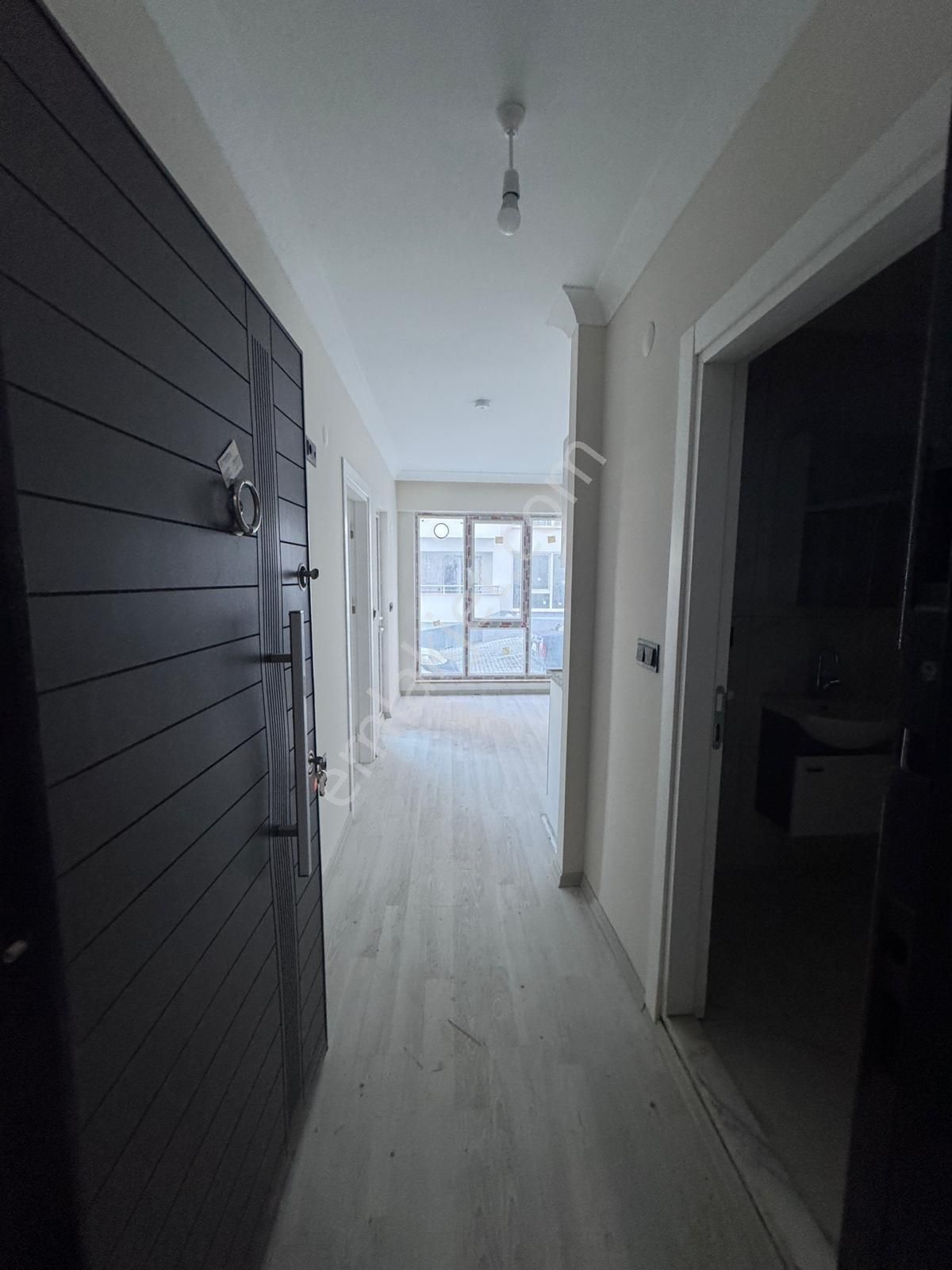 Trabzon Konaklar'da Giriş Kat Sıfır 1+1 Daire - Görsel 7