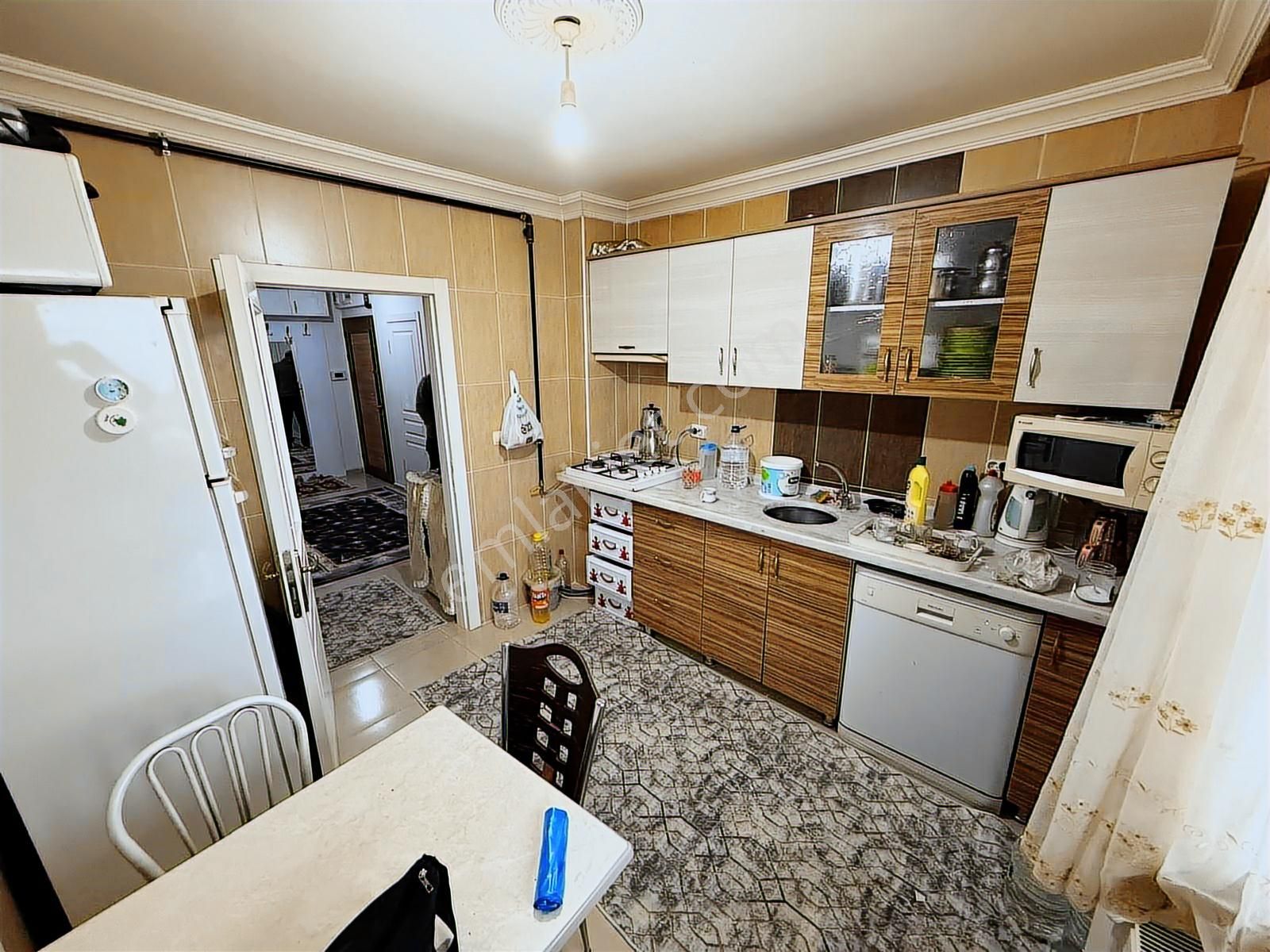 ꧁▇yılmaz'dan▇꧂asansörlü Cadde Yakını Katta Geniş 3+1 Daire - Görsel 3