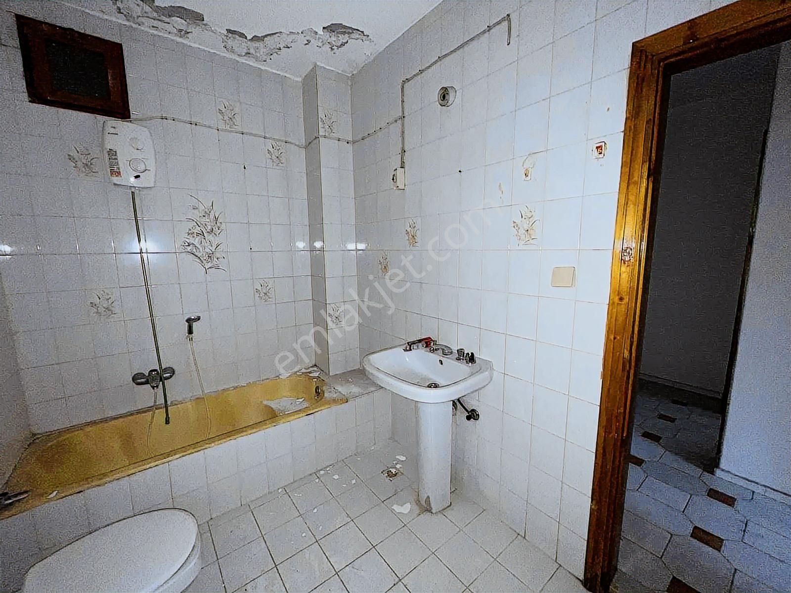 Vip Gayrimenkulden Fatih Mahallesinde Satılık Fırsat 3+1 Daire - Görsel 31
