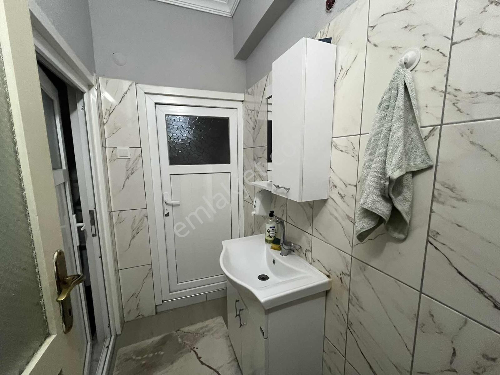 Vıp Gayrimenkul Den Araklı Merkezde Caddeye Yakın 2+1 - Görsel 16