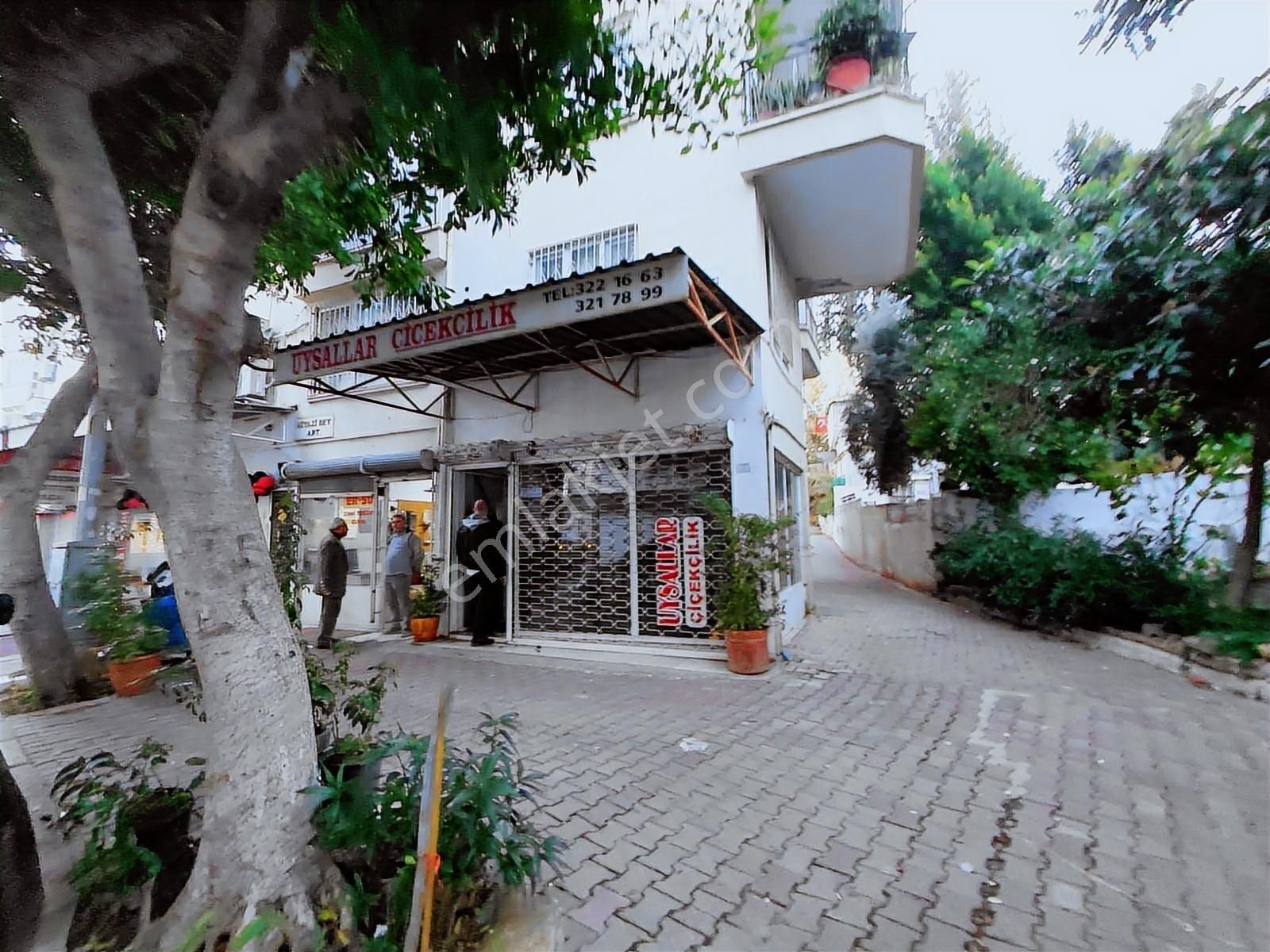 Antalya'da Çaybaşı Mahallesi'nde 30m2 Ana Caddede Dükkan - Görsel 3