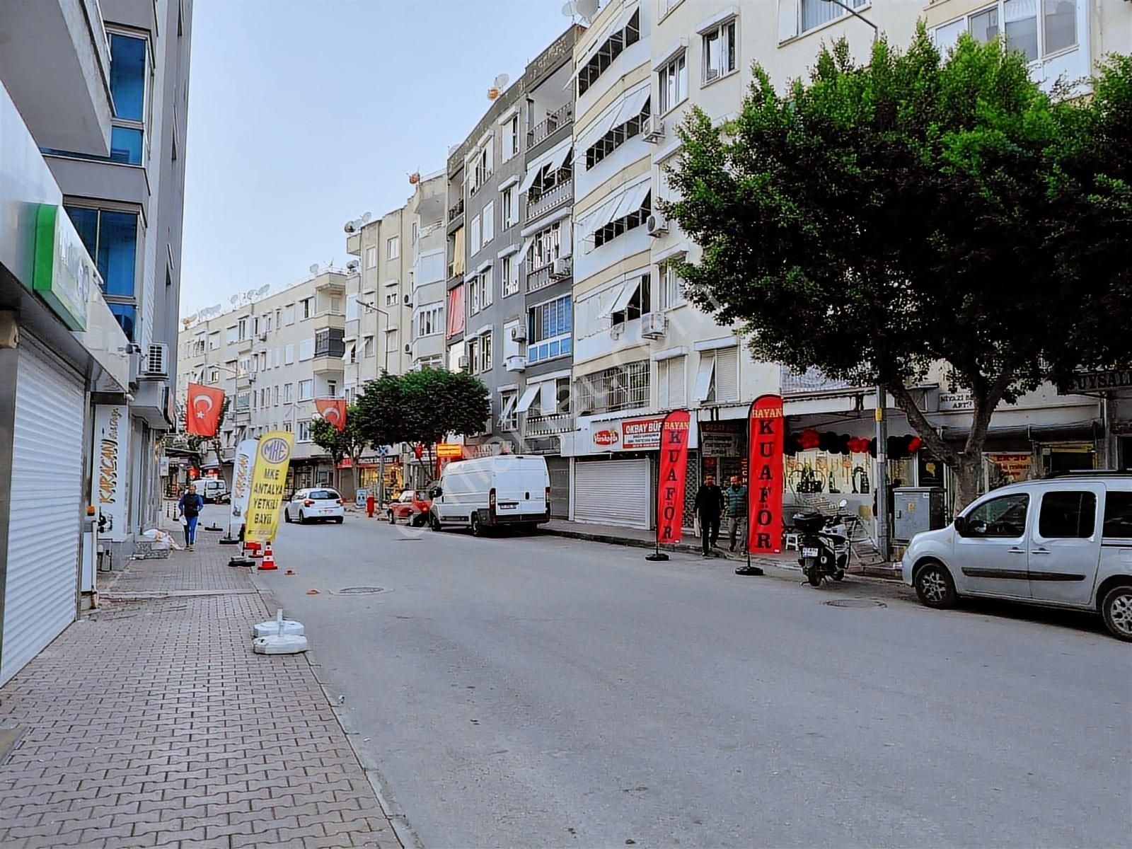 Antalya'da Çaybaşı Mahallesi'nde 30m2 Ana Caddede Dükkan - Görsel 4