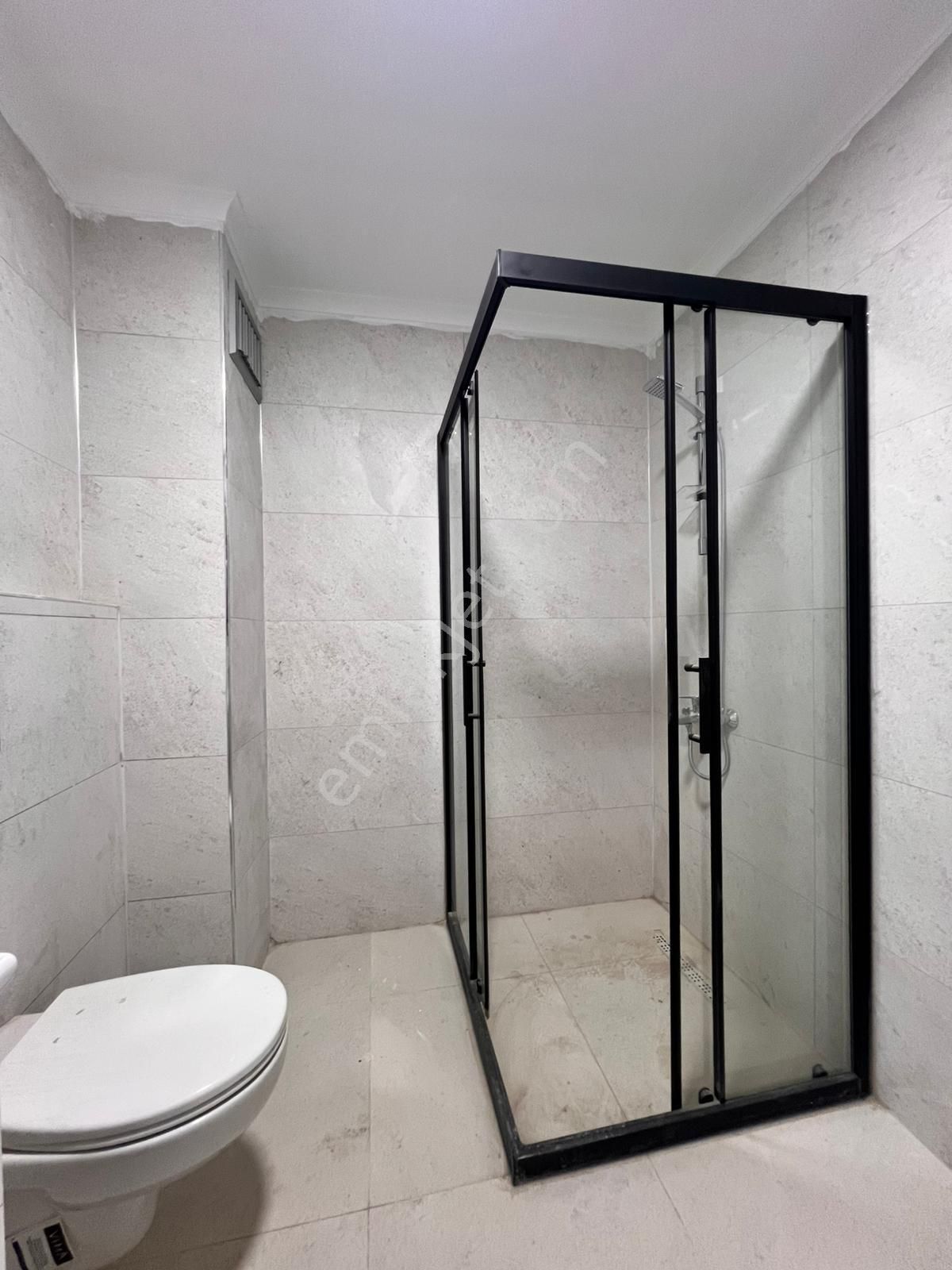 Küçükyalı'da Marmaraya Yakın Lüks Ve Geniş 2+1 - Görsel 8