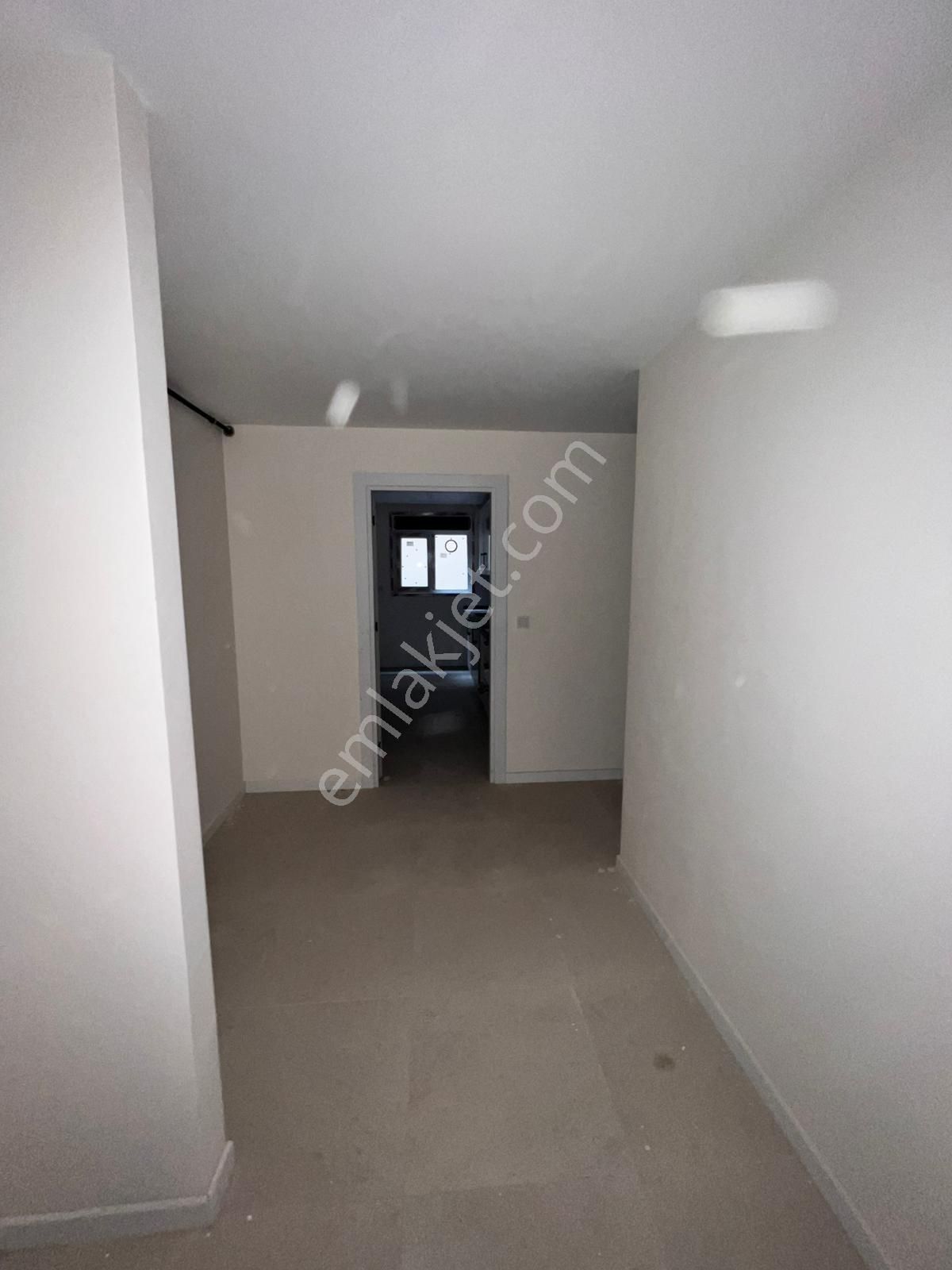 Küçükyalı'da Marmaraya Yakın Lüks Ve Geniş 2+1 - Görsel 4