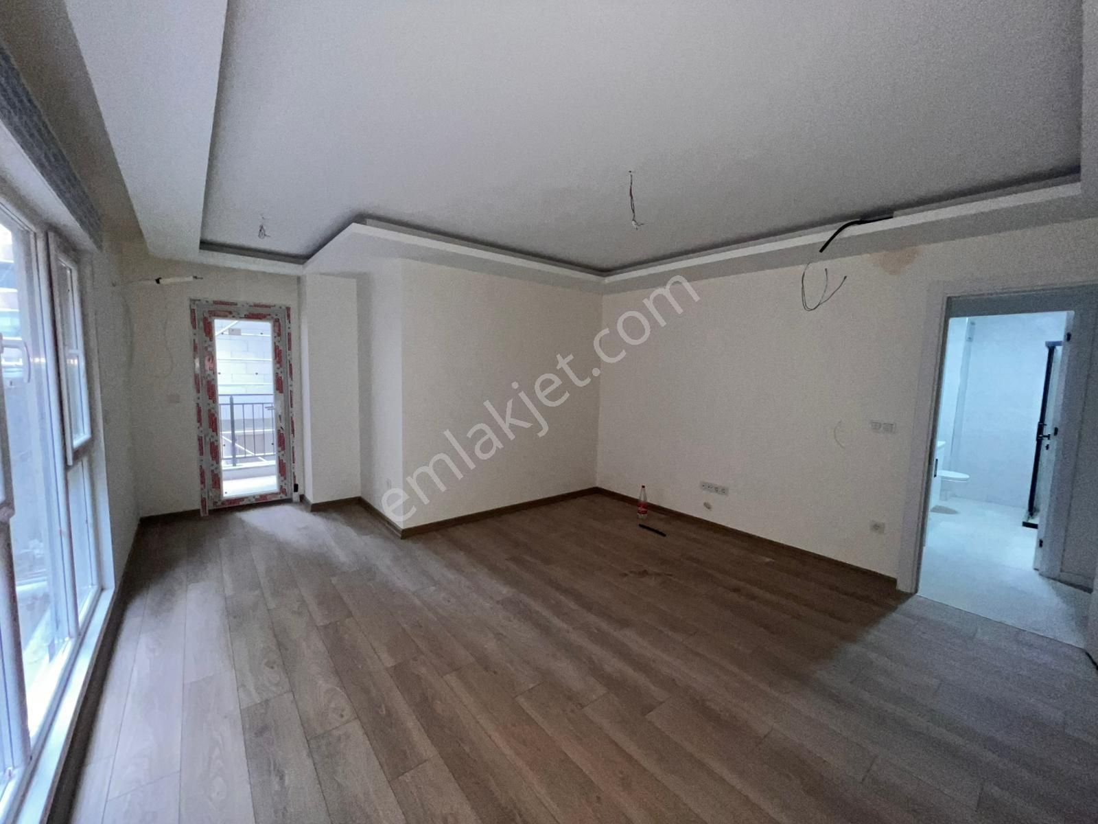 Küçükyalı'da Marmaraya Yakın Lüks Ve Geniş 2+1 - Görsel 7