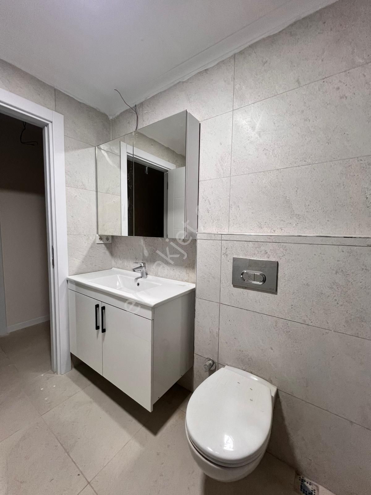 Küçükyalı'da Marmaraya Yakın Lüks Ve Geniş 2+1 - Görsel 12