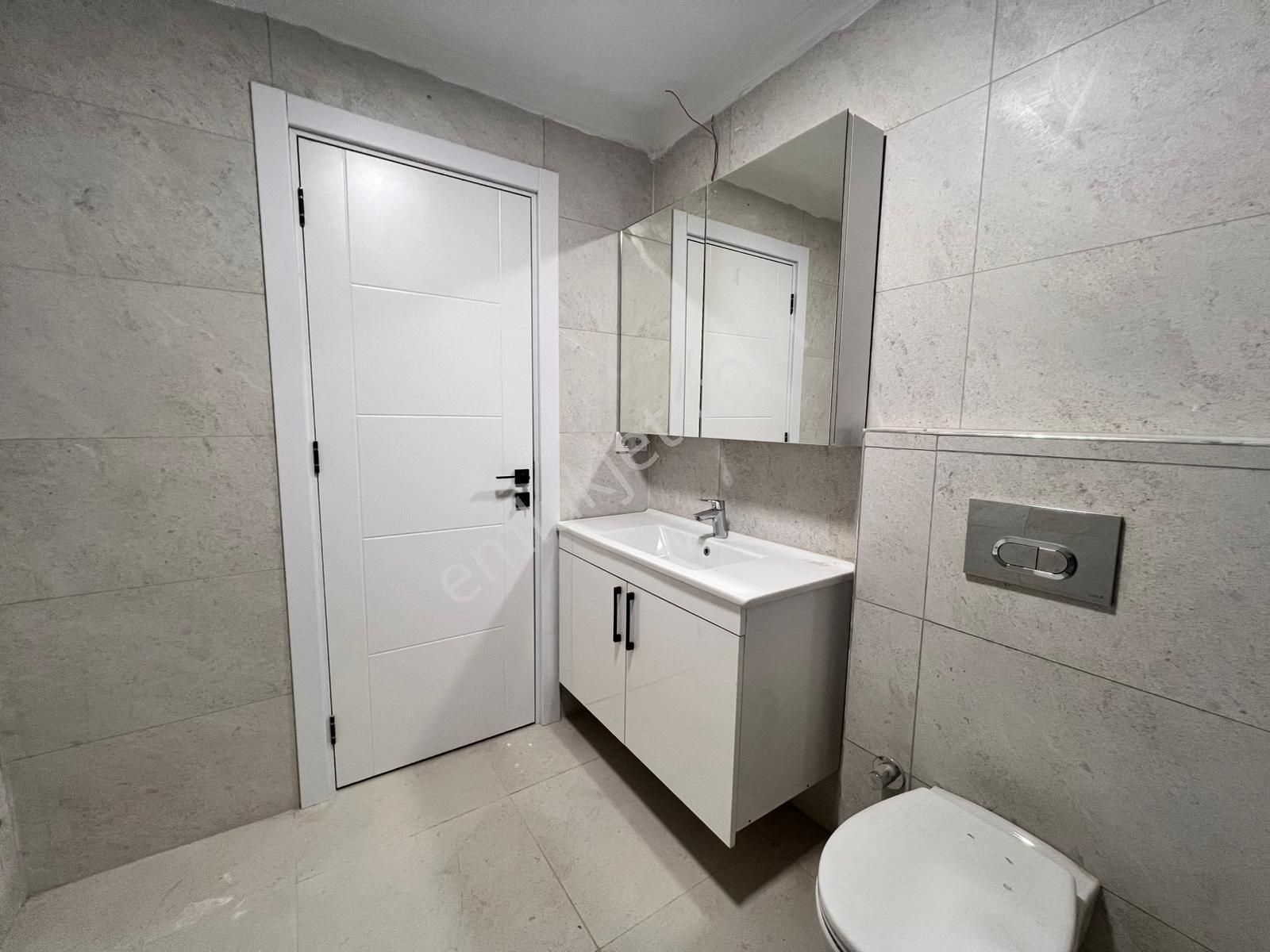 Küçükyalı'da Marmaraya Yakın Lüks Ve Geniş 2+1 - Görsel 11