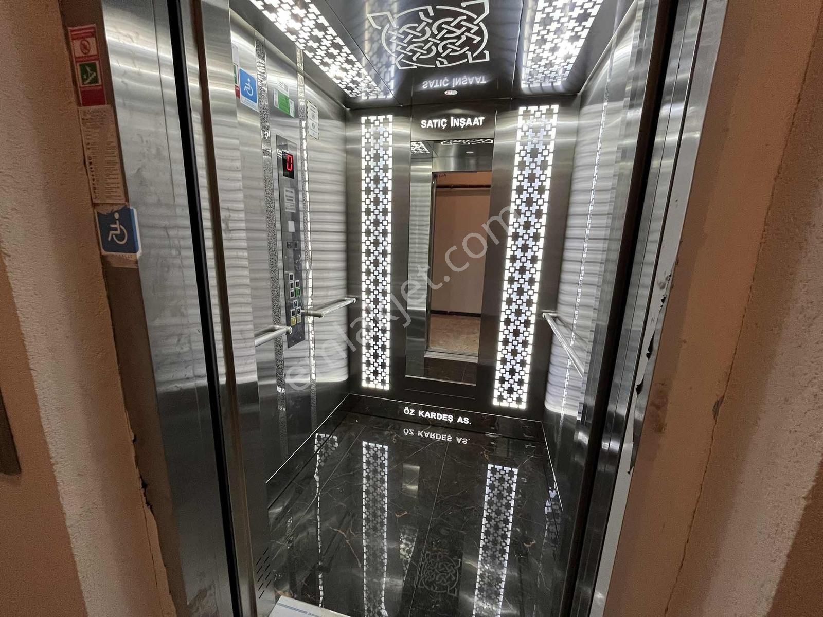 Tuğradan Bulvara Cephe İskanlı Sıfır 2+1 Satılık Daireler - Görsel 8