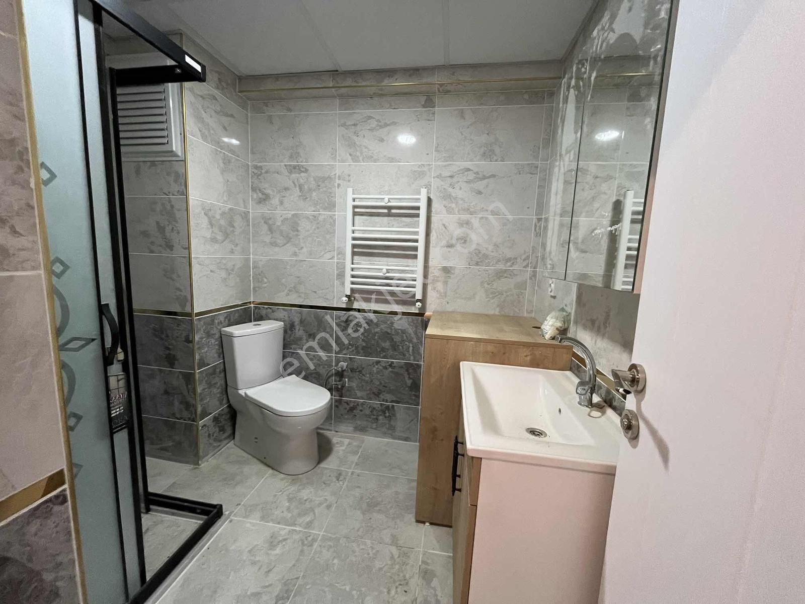 Tuğradan Bulvara Cephe İskanlı Sıfır 2+1 Satılık Daireler - Görsel 7