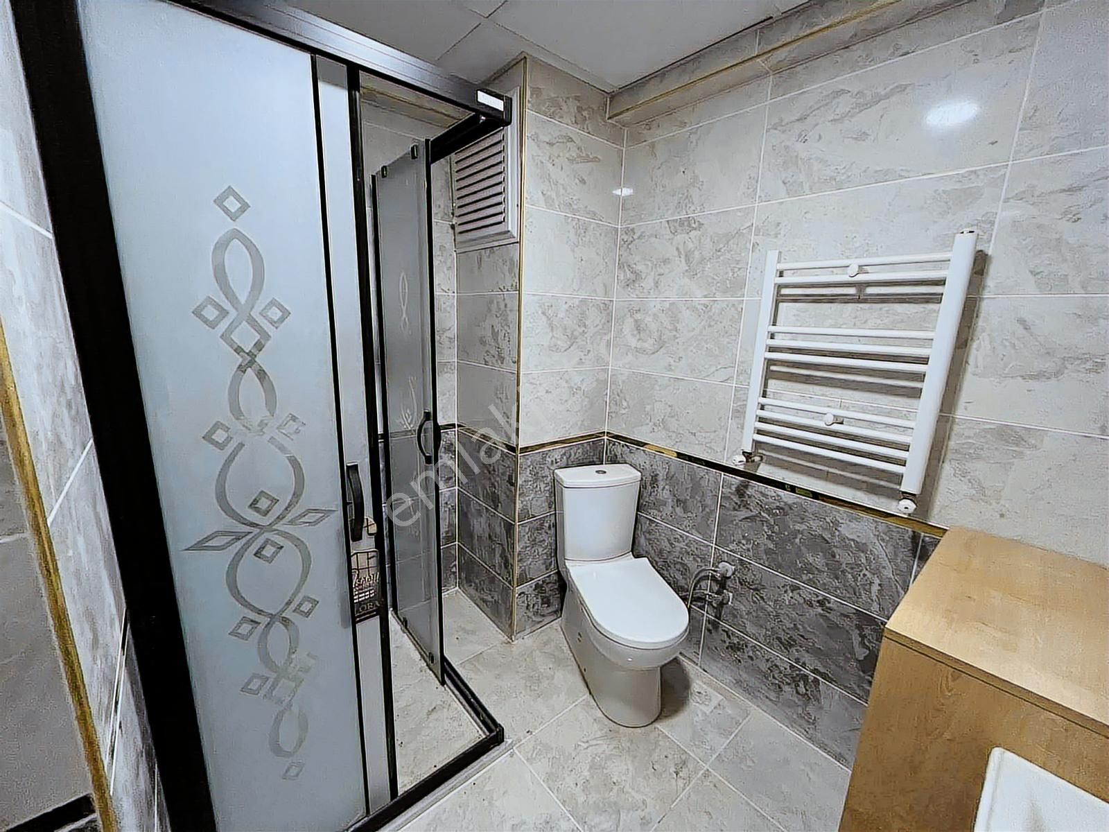 Tuğradan Bulvara Cephe İskanlı Sıfır 2+1 Satılık Daireler - Görsel 8