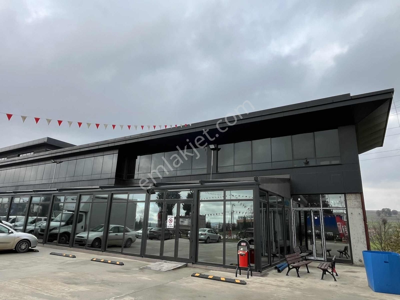 İzmir Yolu Üzerinde Geniş Otopark Alanına Sahip Kiralık Ofis - Görsel 9