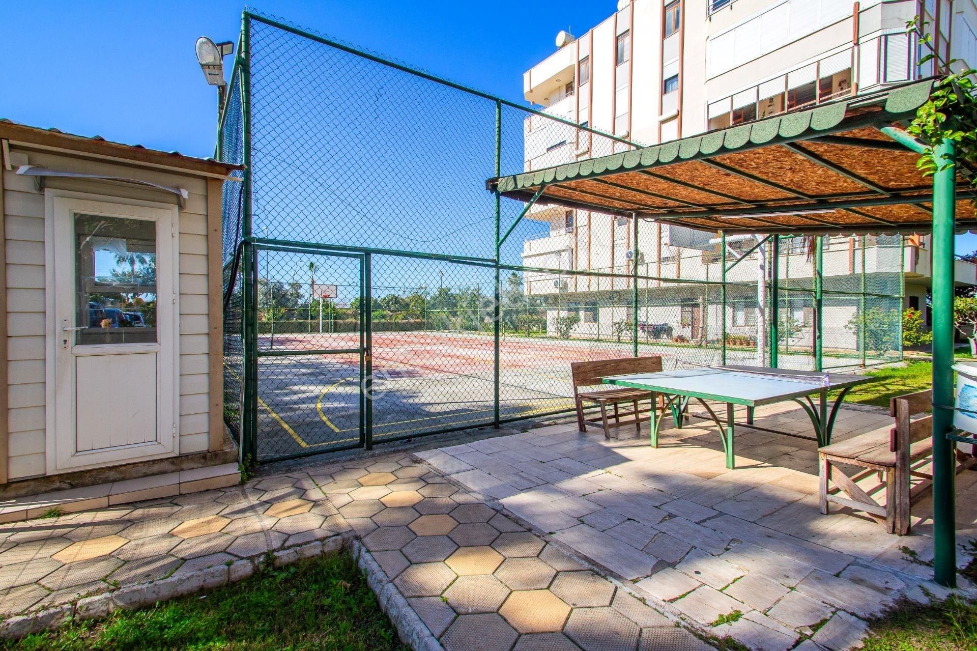 Alanya / Oba İkamete Uygun Denize Sıfır 3+1 Daire - Görsel 26