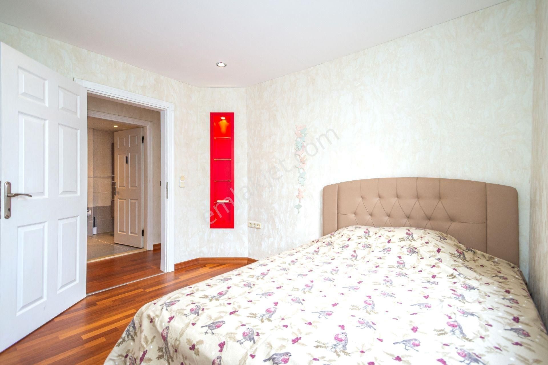 Alanya / Oba İkamete Uygun Denize Sıfır 3+1 Daire - Görsel 18