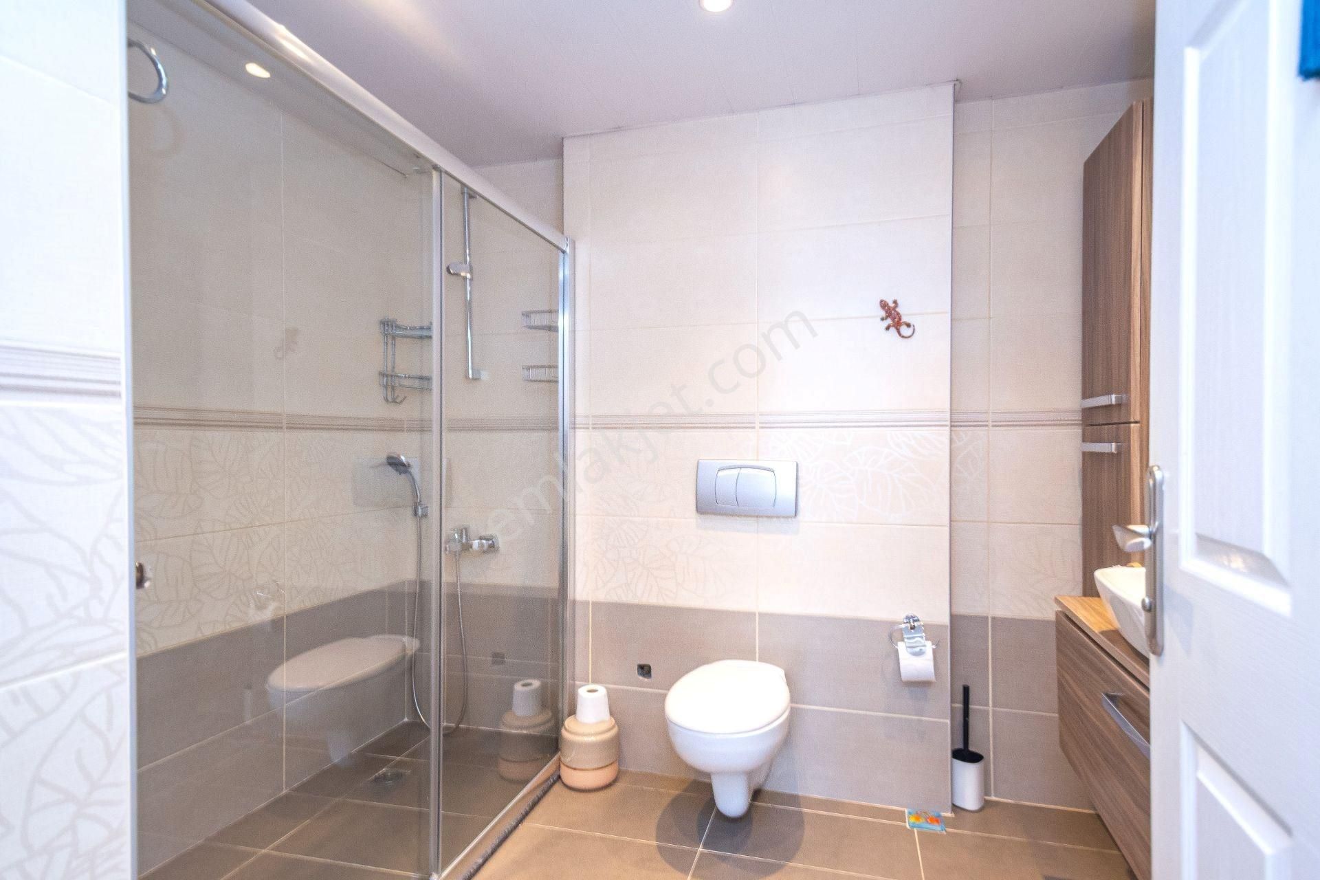 Alanya / Oba İkamete Uygun Denize Sıfır 3+1 Daire - Görsel 21