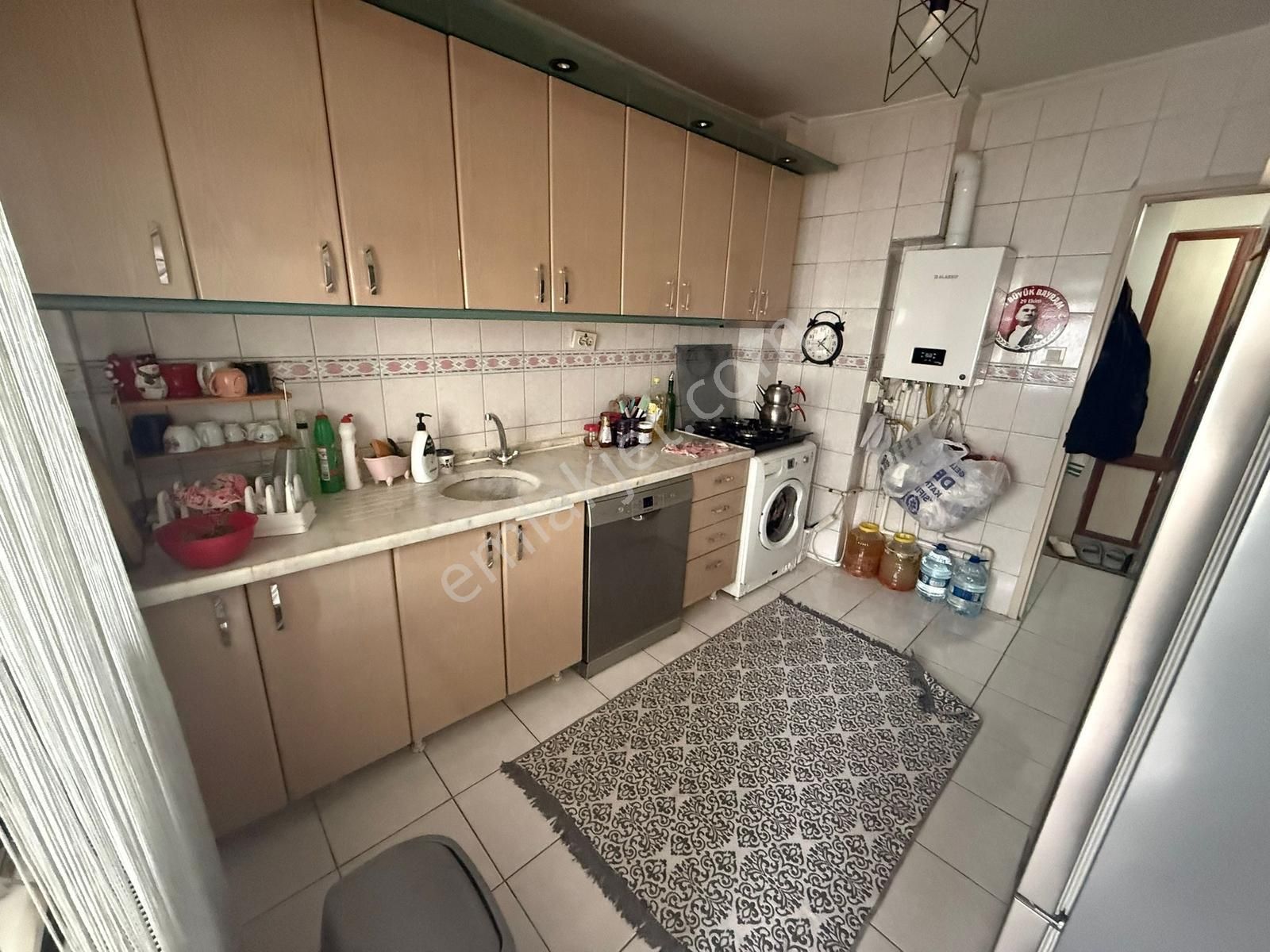 Rıza Acar'dan İlkyerleşim Mahallesi Kumsal 90 Sitesinde Üst Kat - Görsel 18