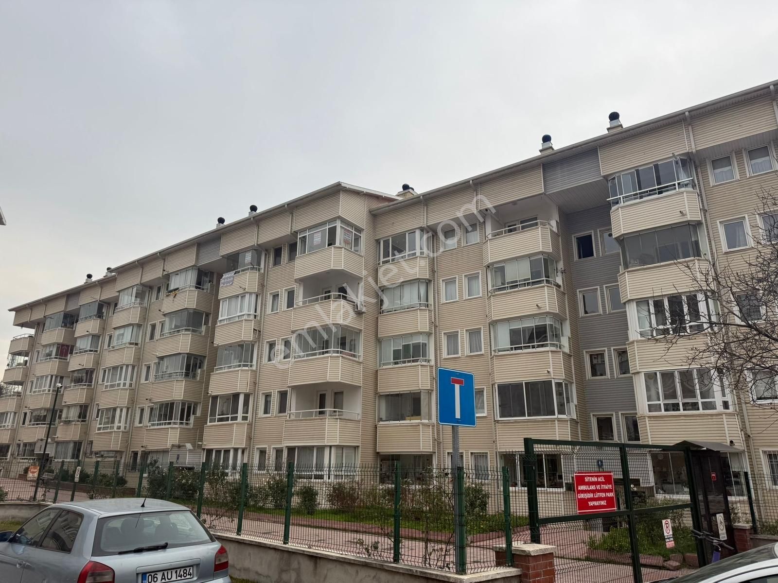 Rıza Acar'dan İlkyerleşim Mahallesi Kumsal 90 Sitesinde Üst Kat - Görsel 19