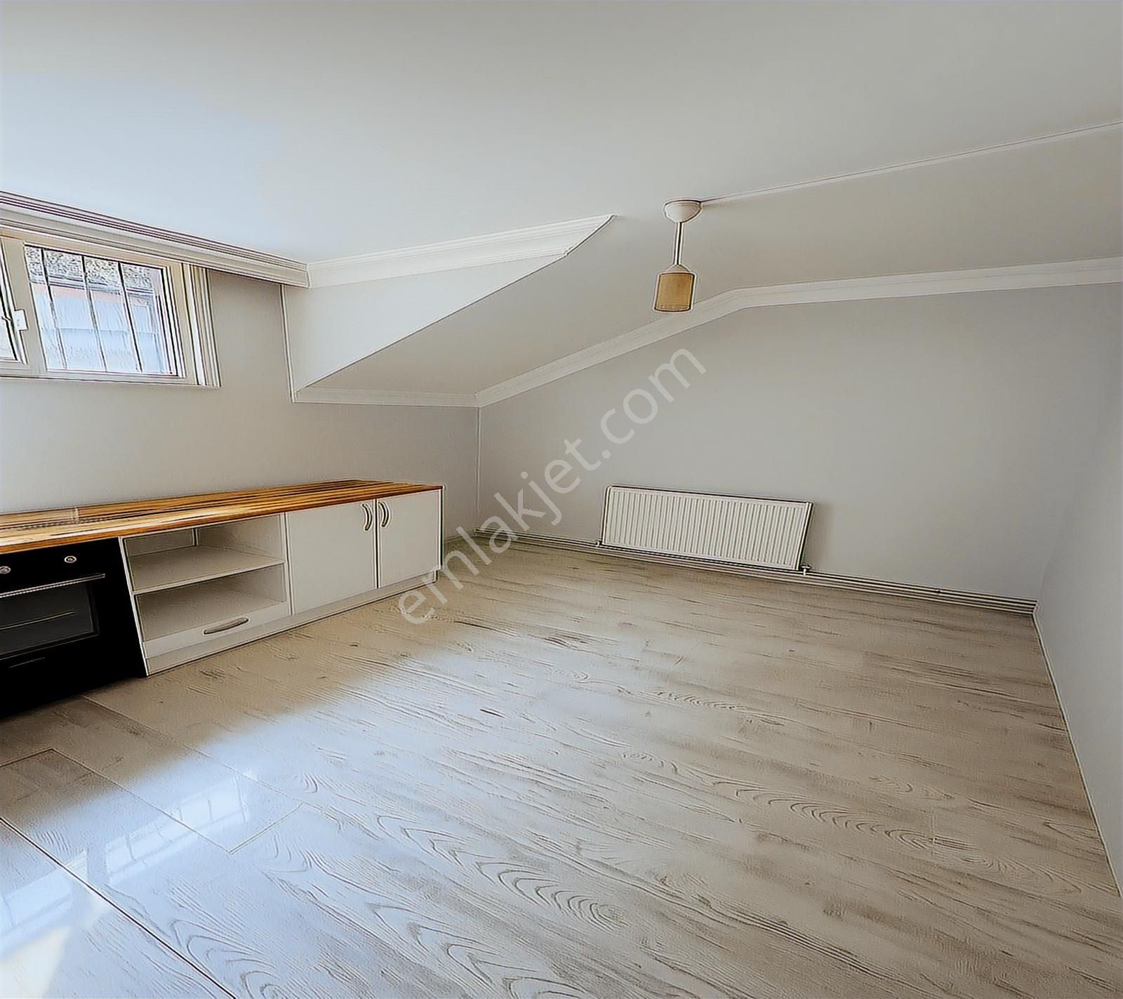 Kavaklı Merkezi'nde İster Oturum İster Yatırıma Uygun 3+1 Fırsat - Görsel 2