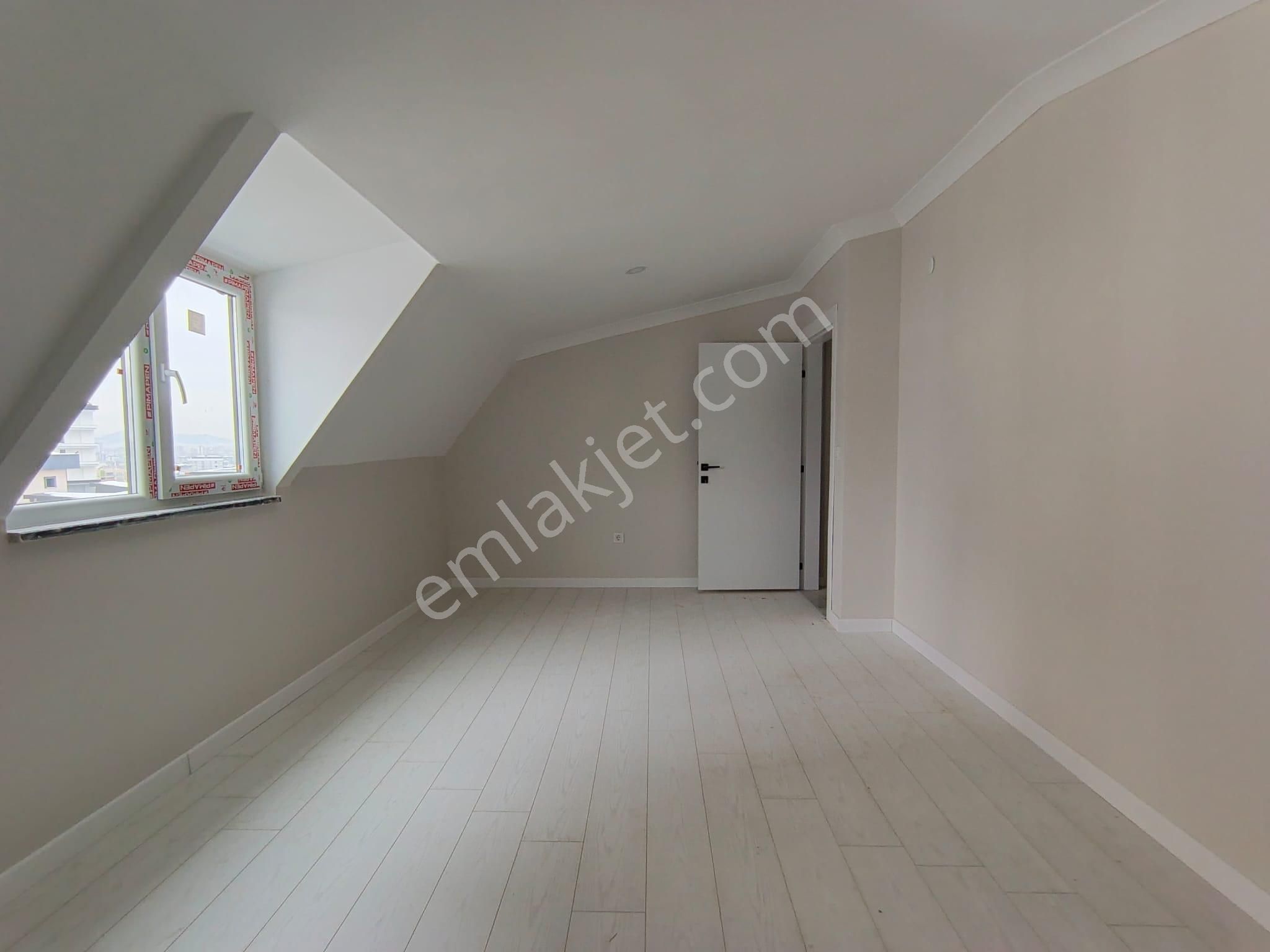 Çekmeköy Sultançiftliği Mh Satılık Lüks Doğa Manzaralı 3+2 Dubleks Daire - Görsel 20