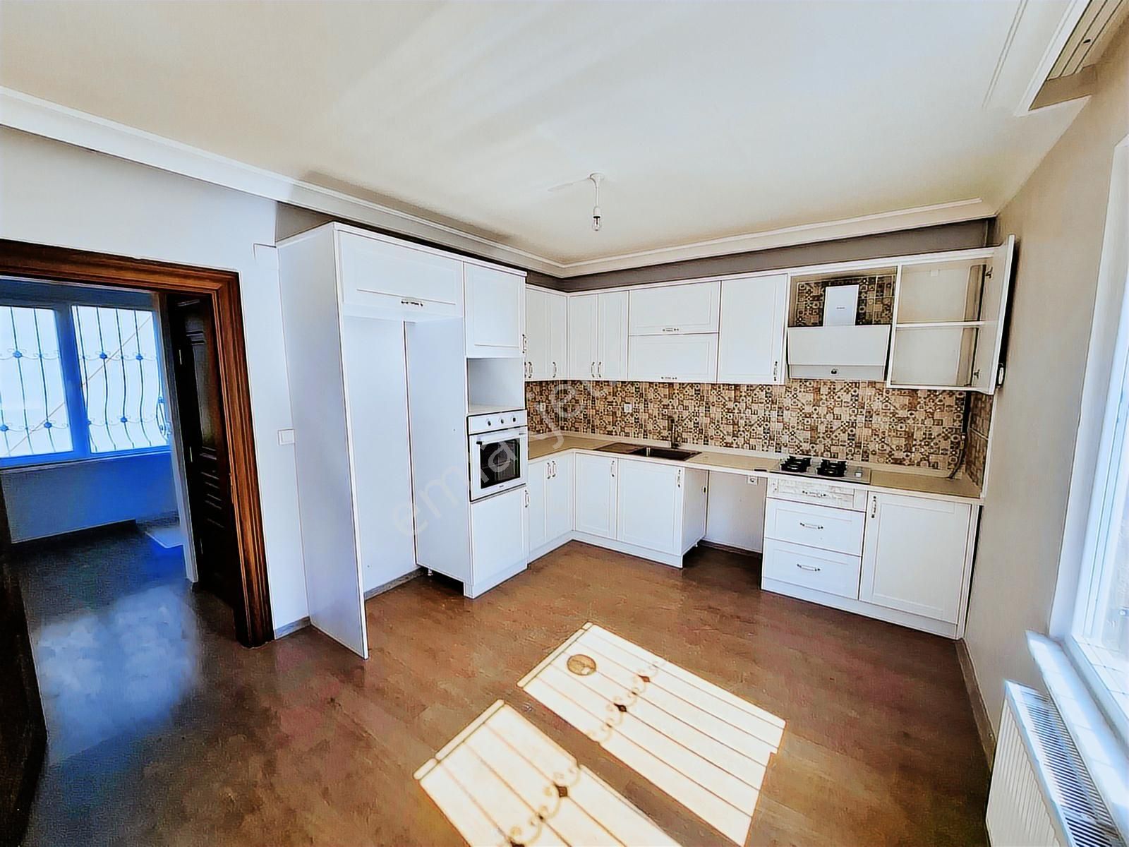 Çalı Gümüşlükte Panoramik Şehir Manzaralı Sıfır Tribleks Villa - Görsel 13