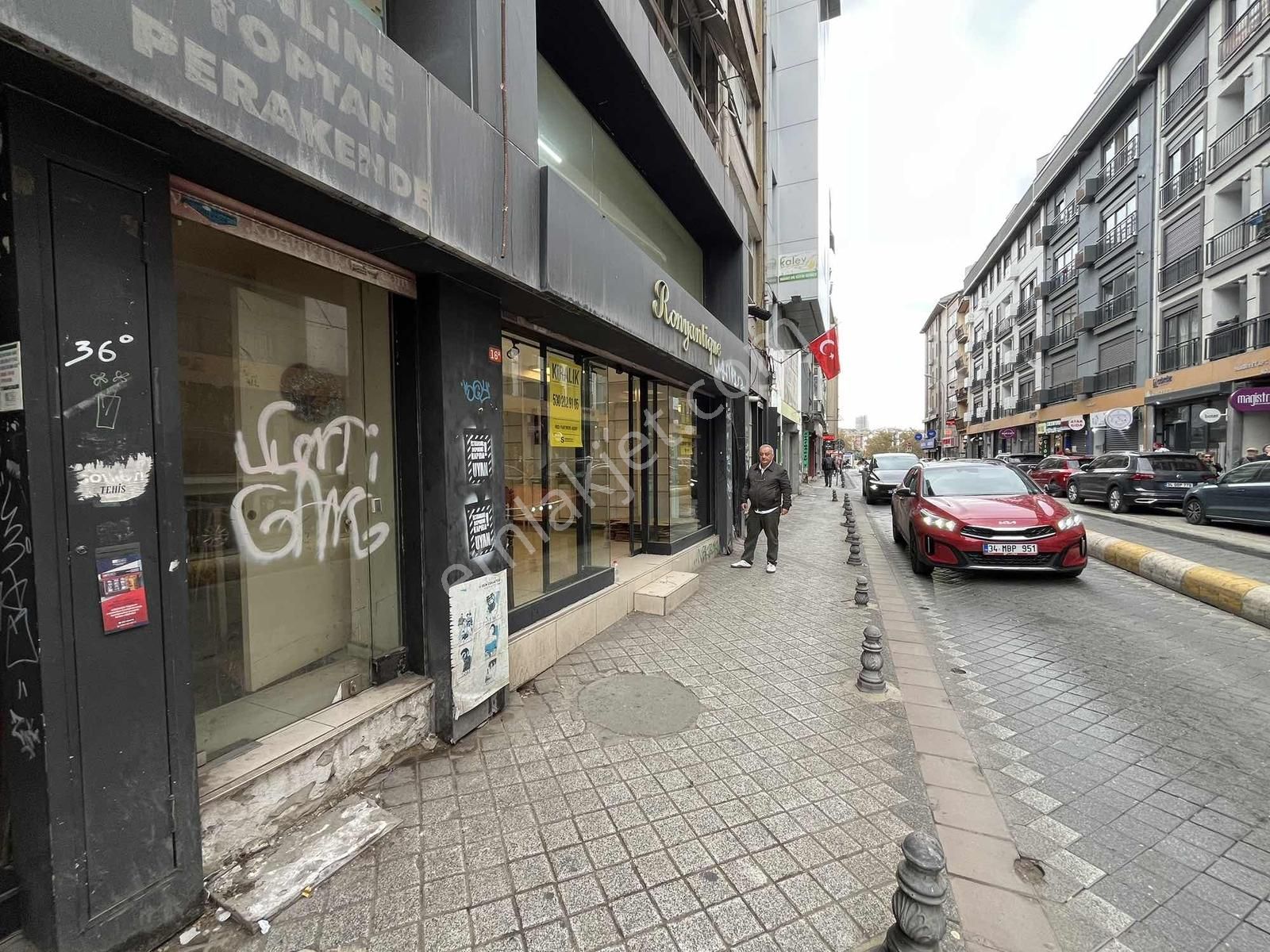 Hasırcıbaşı Caddesinde Vitrin Değeri Yüksek 325 M² Mağaza - Görsel 5