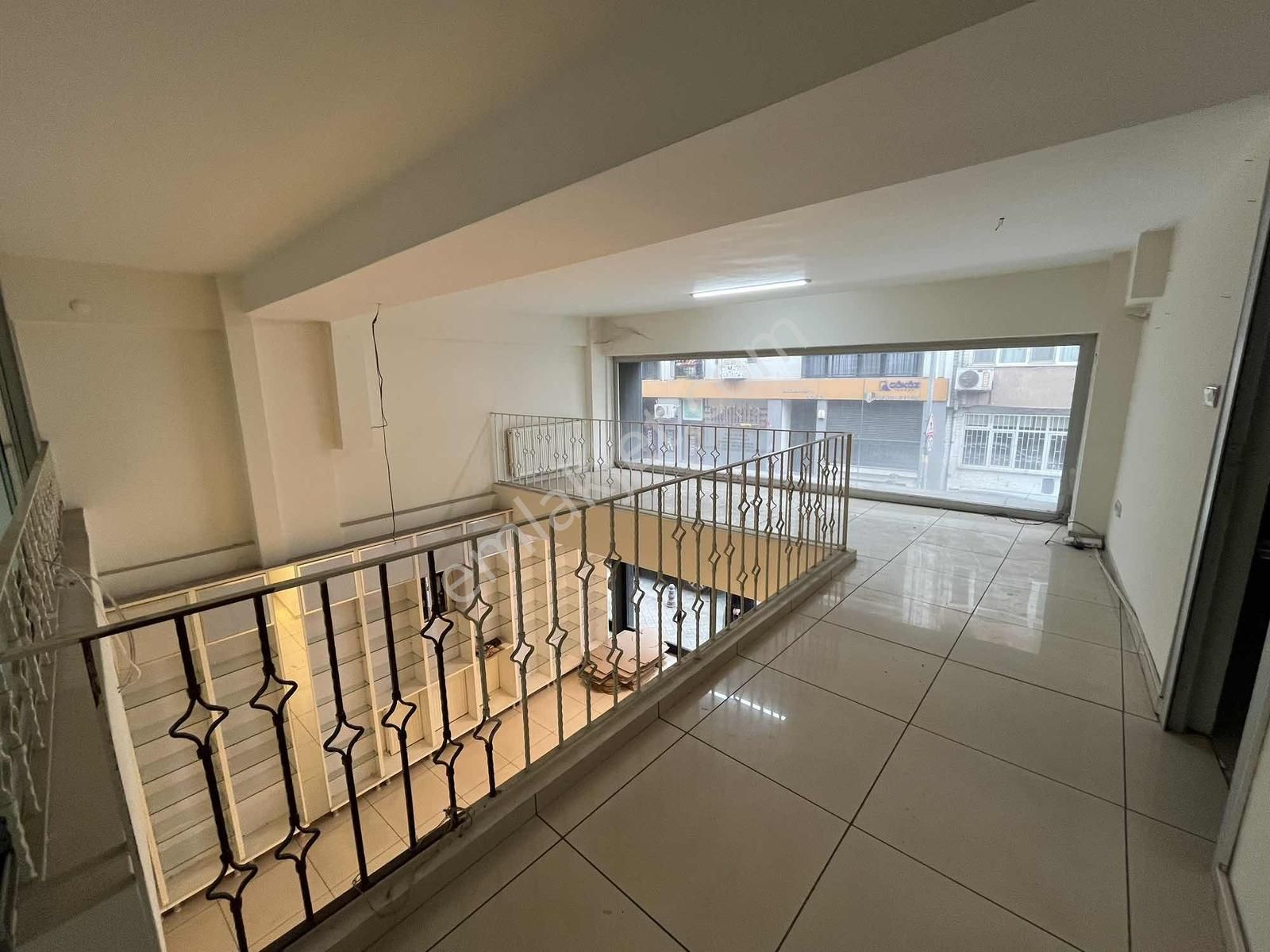 Hasırcıbaşı Caddesinde Vitrin Değeri Yüksek 325 M² Mağaza - Görsel 32