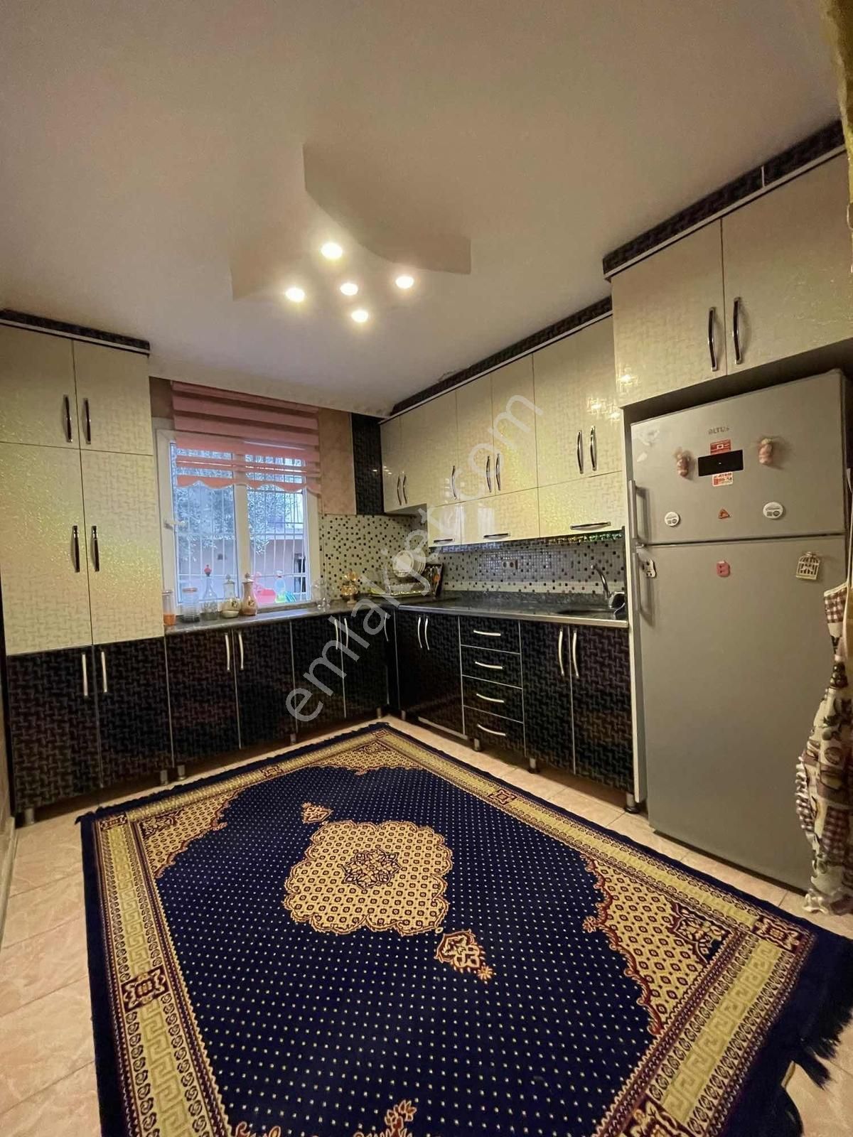 Kozanyolu`na~yürüme~mesafesinde~2+1~k.mutfak~bahçeli~müstakil - Görsel 2