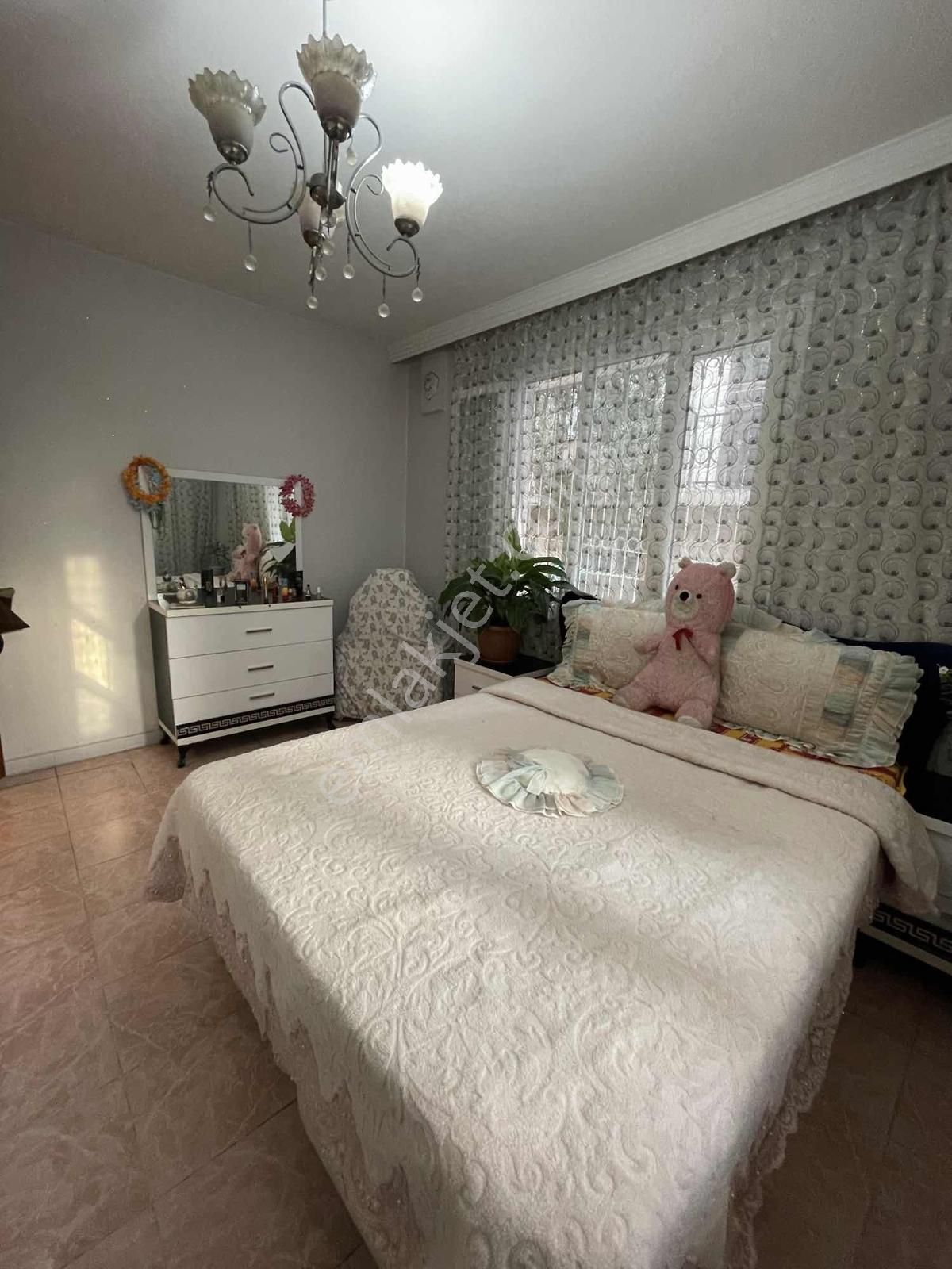 Kozanyolu`na~yürüme~mesafesinde~2+1~k.mutfak~bahçeli~müstakil - Görsel 3