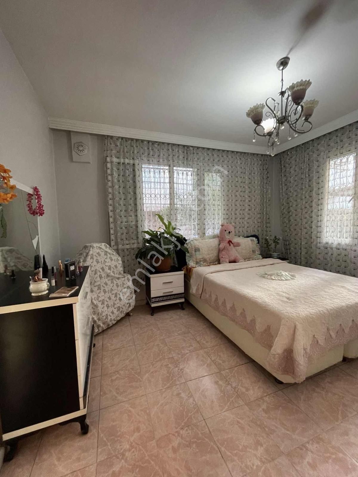 Kozanyolu`na~yürüme~mesafesinde~2+1~k.mutfak~bahçeli~müstakil - Görsel 15