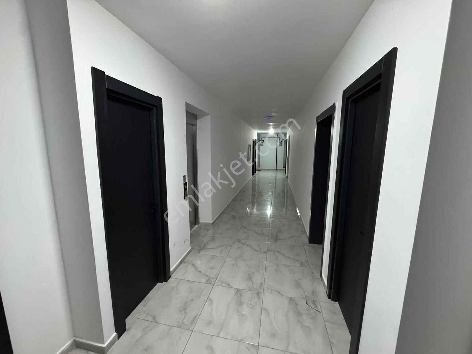 Törekent Mahallesinde Katta Site Dairesi 3+1 Ful Yapılı - Görsel 20