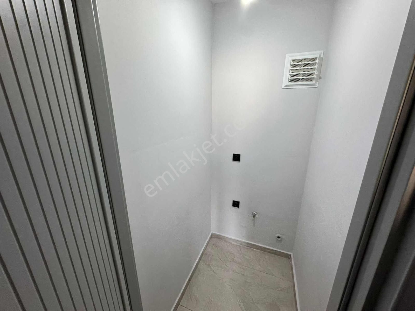 Törekent Mahallesinde Katta Site Dairesi 3+1 Ful Yapılı - Görsel 8