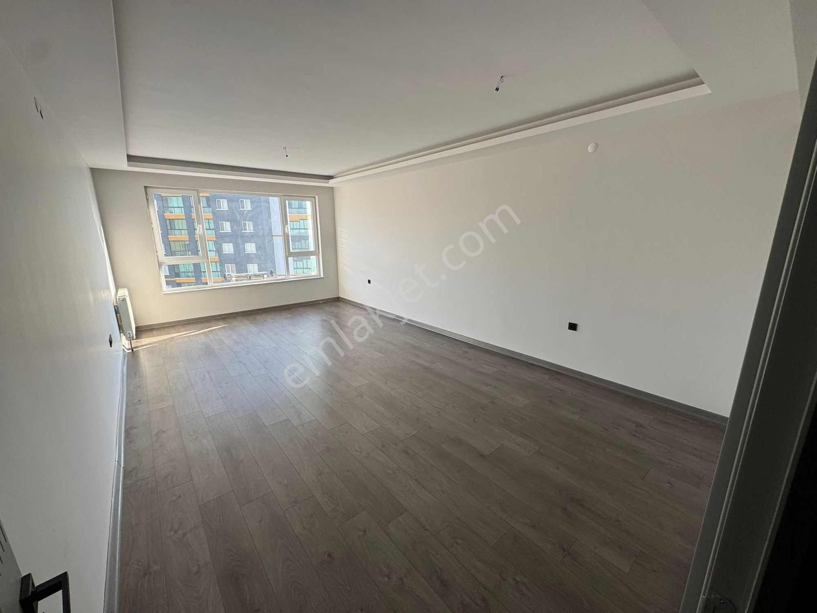 Törekent Mahallesinde Katta Site Dairesi 3+1 Ful Yapılı - Görsel 15