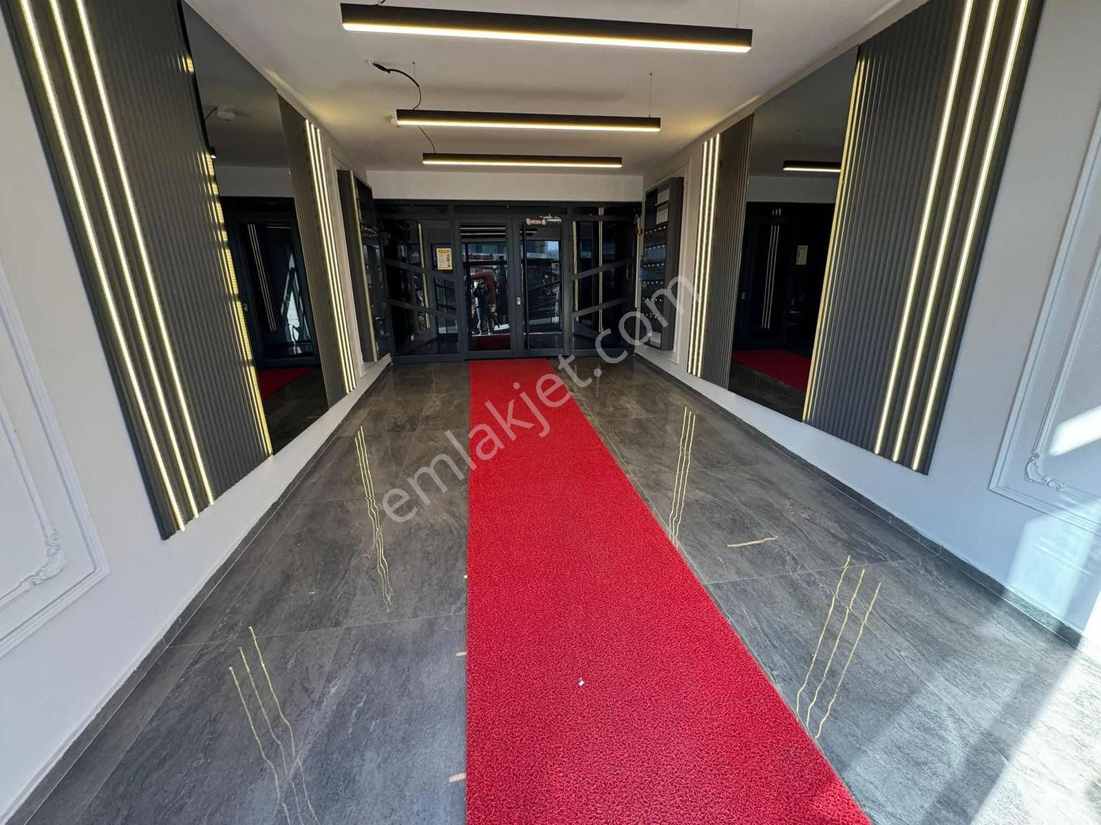 Törekent Mahallesinde Katta Site Dairesi 3+1 Ful Yapılı - Görsel 32