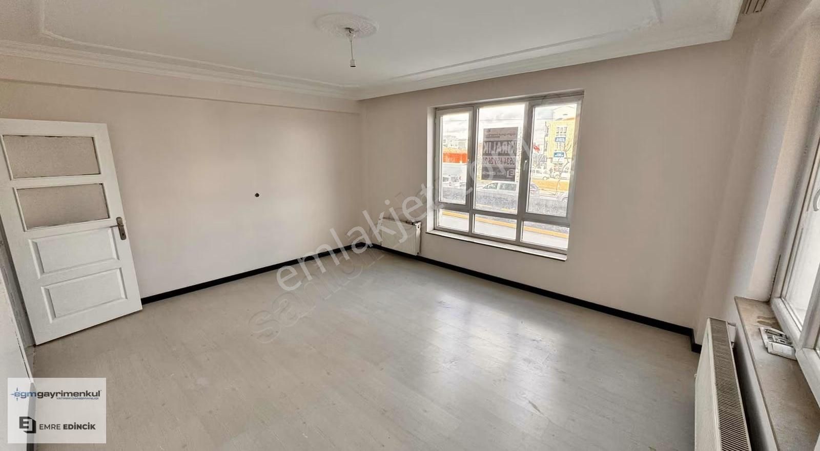 [egm Gayrimenkul] Ulusal Egemenlik Bulvarı Üzeri 2+1 Geniş Daire - Görsel 10