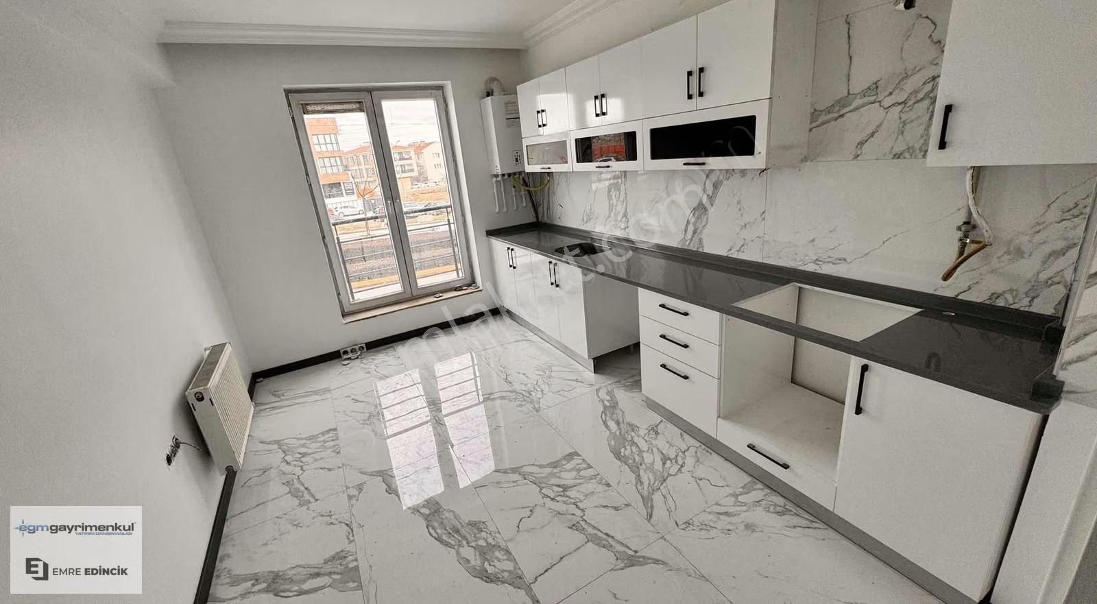 [egm Gayrimenkul] Ulusal Egemenlik Bulvarı Üzeri 2+1 Geniş Daire - Görsel 21