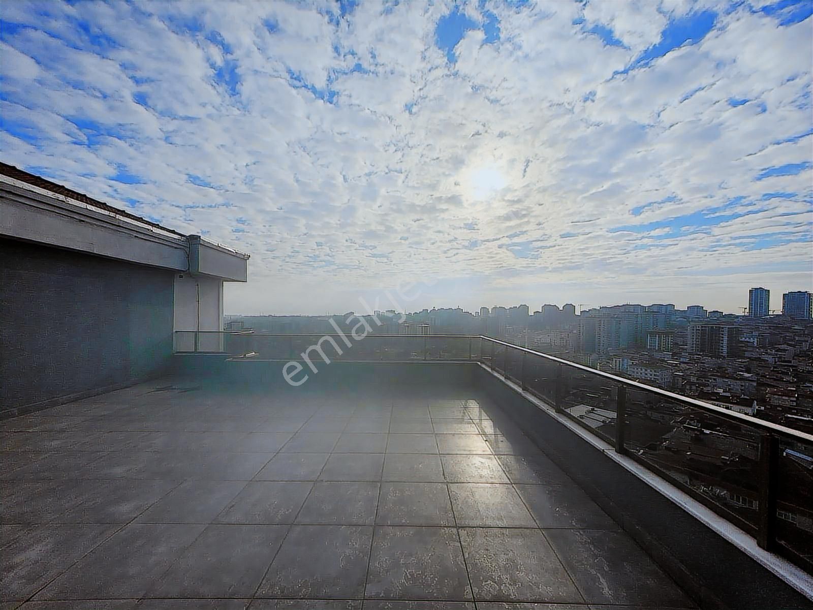 Son Hafta Demrikapı Evlerinde Boş Arakat 4+1 Satılık Daire - Görsel 20