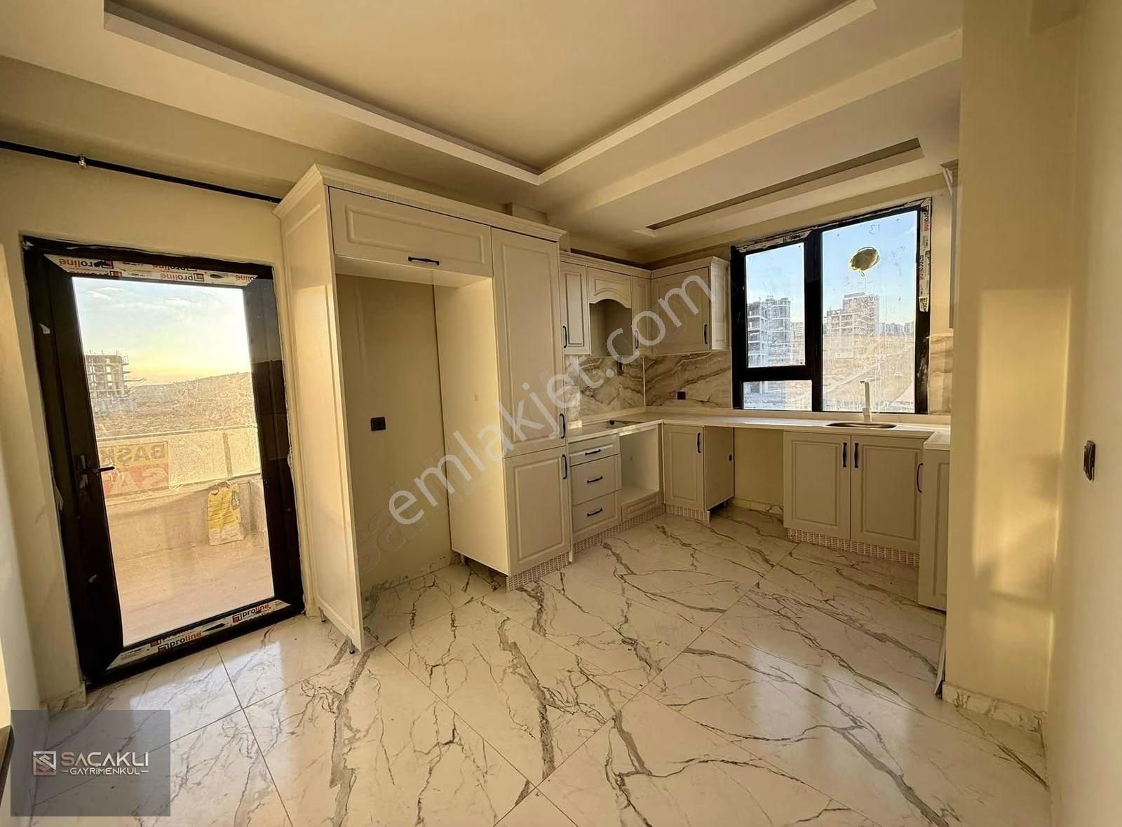 Kadir Saçaklıdan Mehmetçikte Lüx 4+0 - Görsel 3