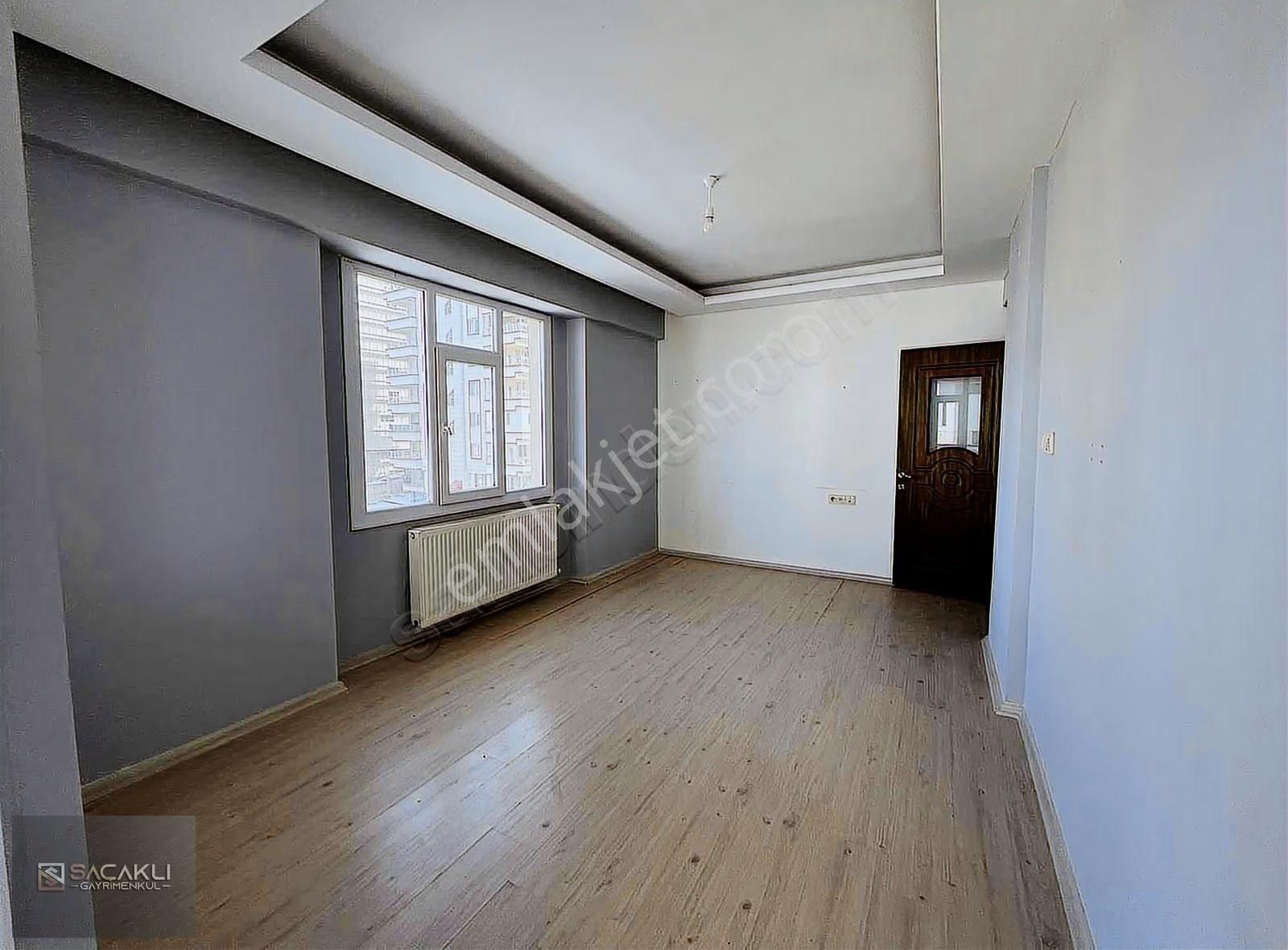 Kadir Saçaklıdan ,şehrin Prestijli Lokasyonunda, 4+1 Daire - Görsel 2