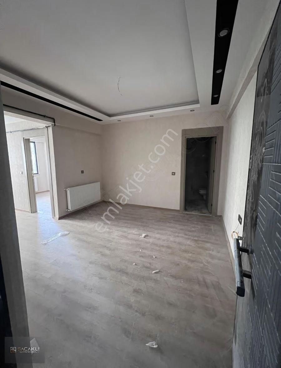 Emsalere Göre Uygun Fiyatlı 2+1