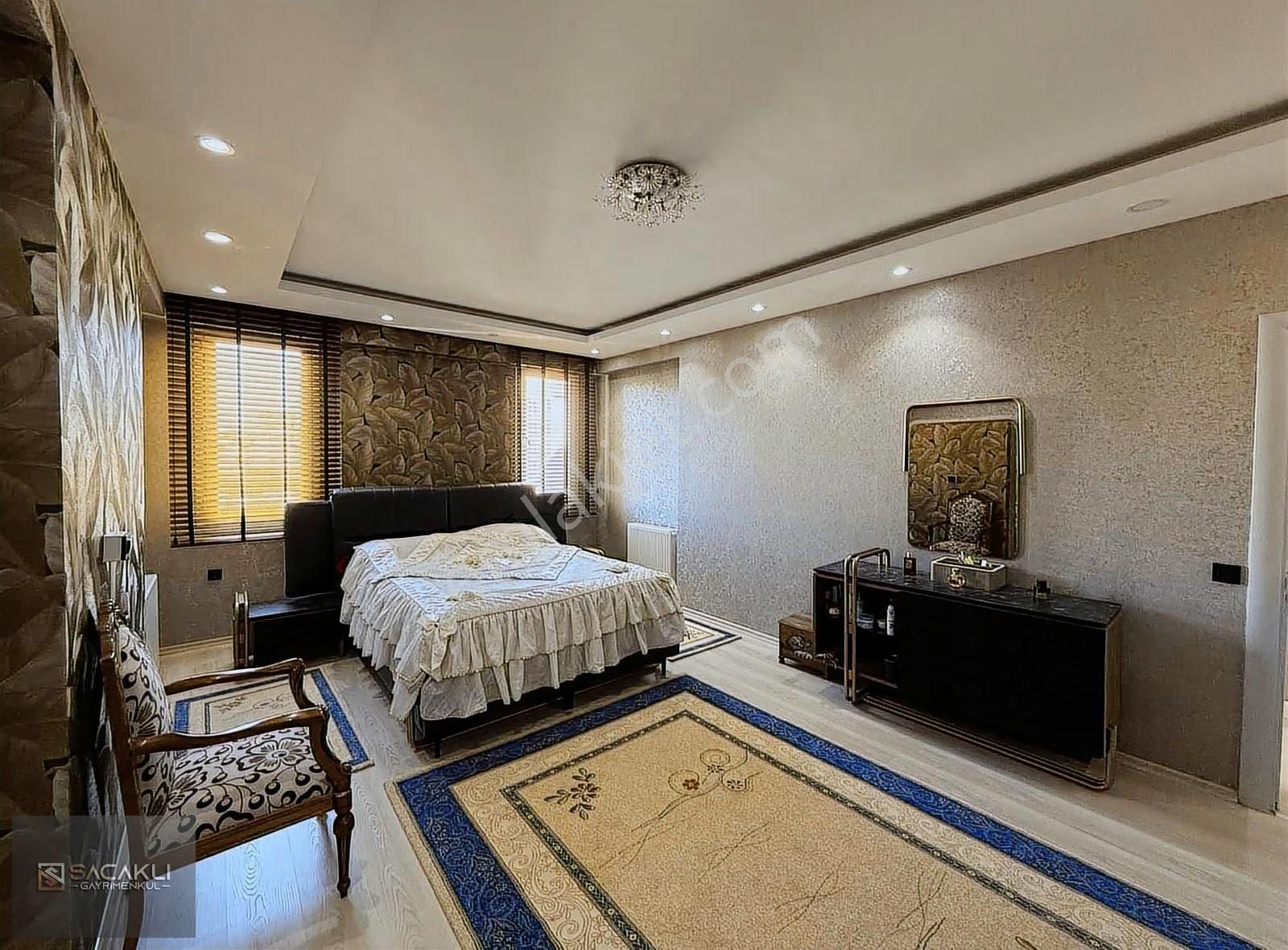 Kadir Saçaklıdan Şehrin En İşlek Lokasyonunda,satılık 4+1 Daire - Görsel 20