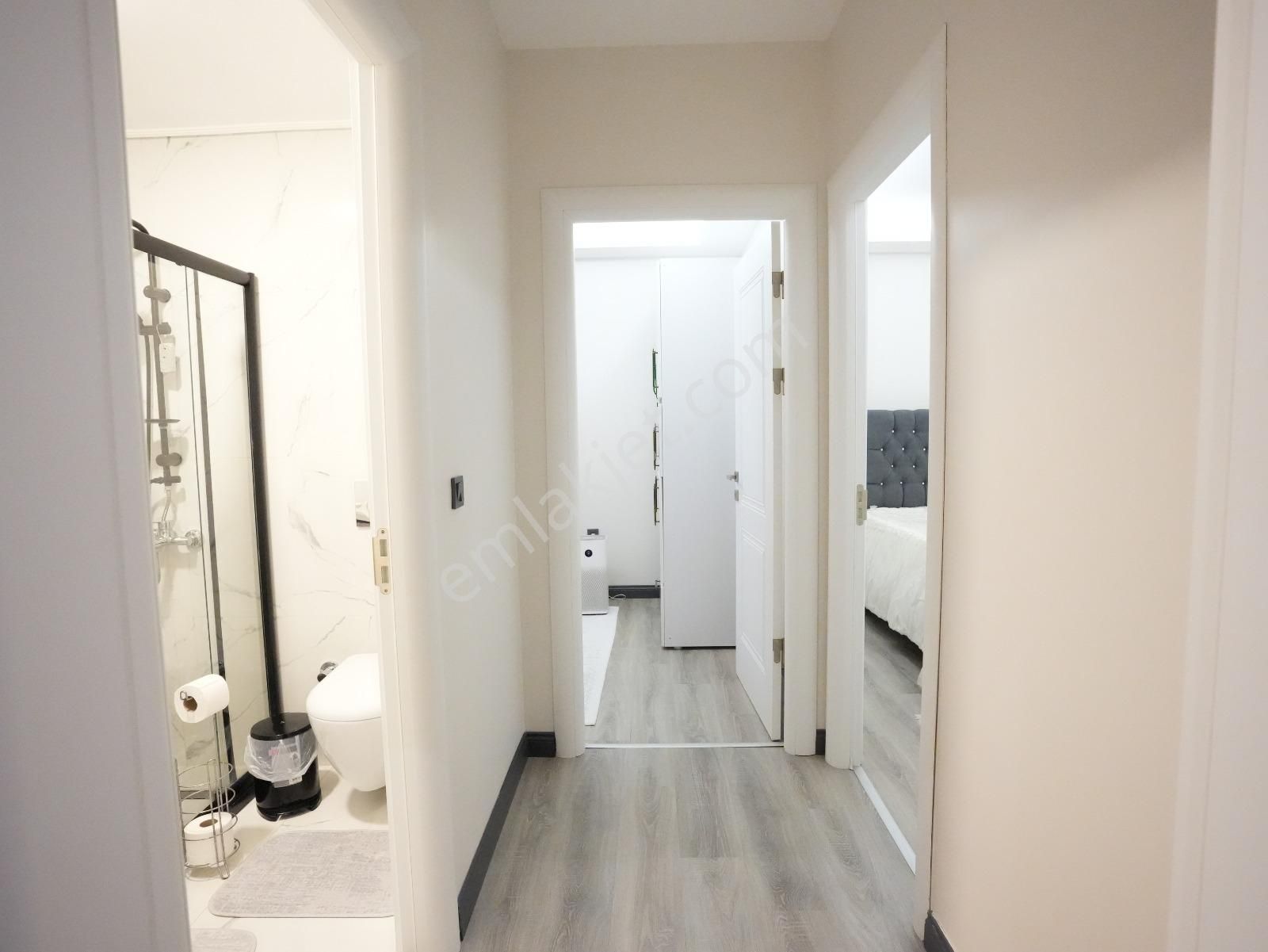 Büyükçekmece Güzelcede Lüks Denize Yakın Havuzlu Satılık Villa - Görsel 7