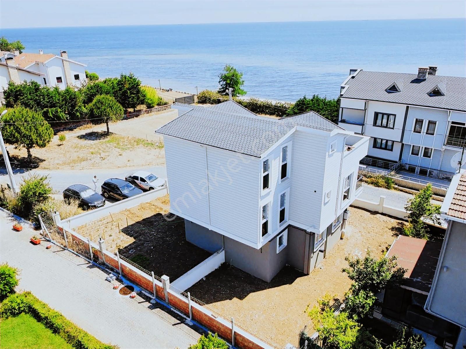 Menyap'tan Lebi Derya Deniz Manzaralı Geniş Bahçeli 3+1 Villa - Görsel 25