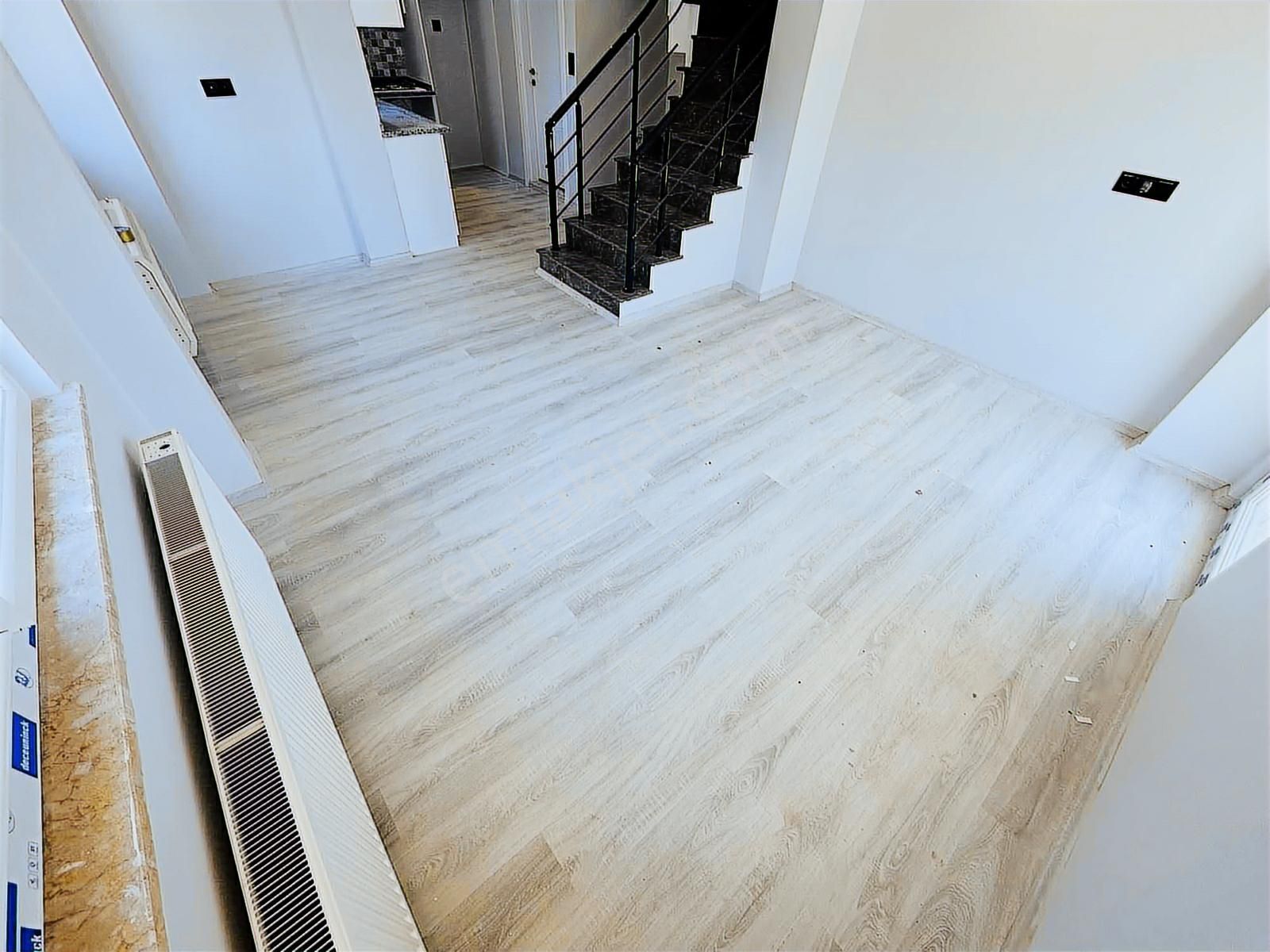 Menyap'tan Lebi Derya Deniz Manzaralı Geniş Bahçeli 3+1 Villa - Görsel 27