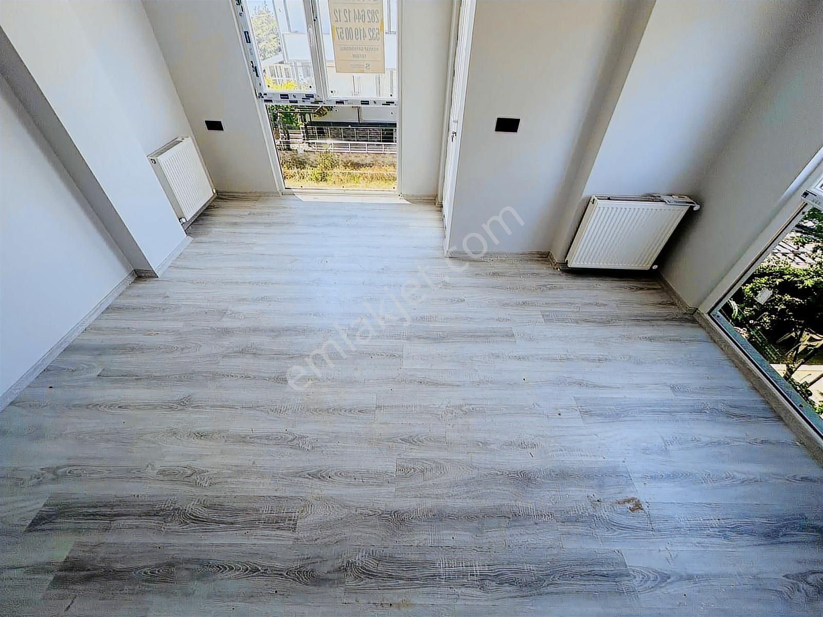 Menyap'tan Lebi Derya Deniz Manzaralı Geniş Bahçeli 3+1 Villa - Görsel 15