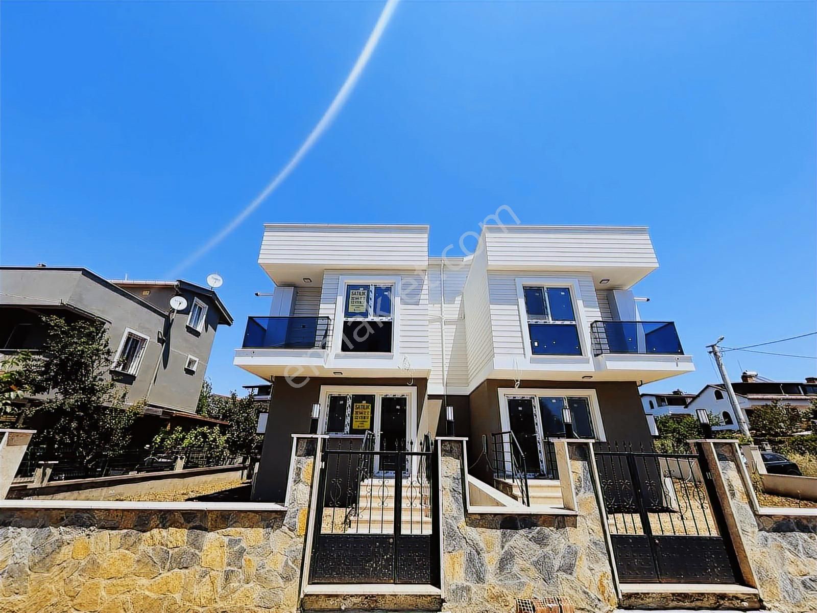 Menyap'tan Lebi Derya Deniz Manzaralı Geniş Bahçeli 3+1 Villa - Görsel 20