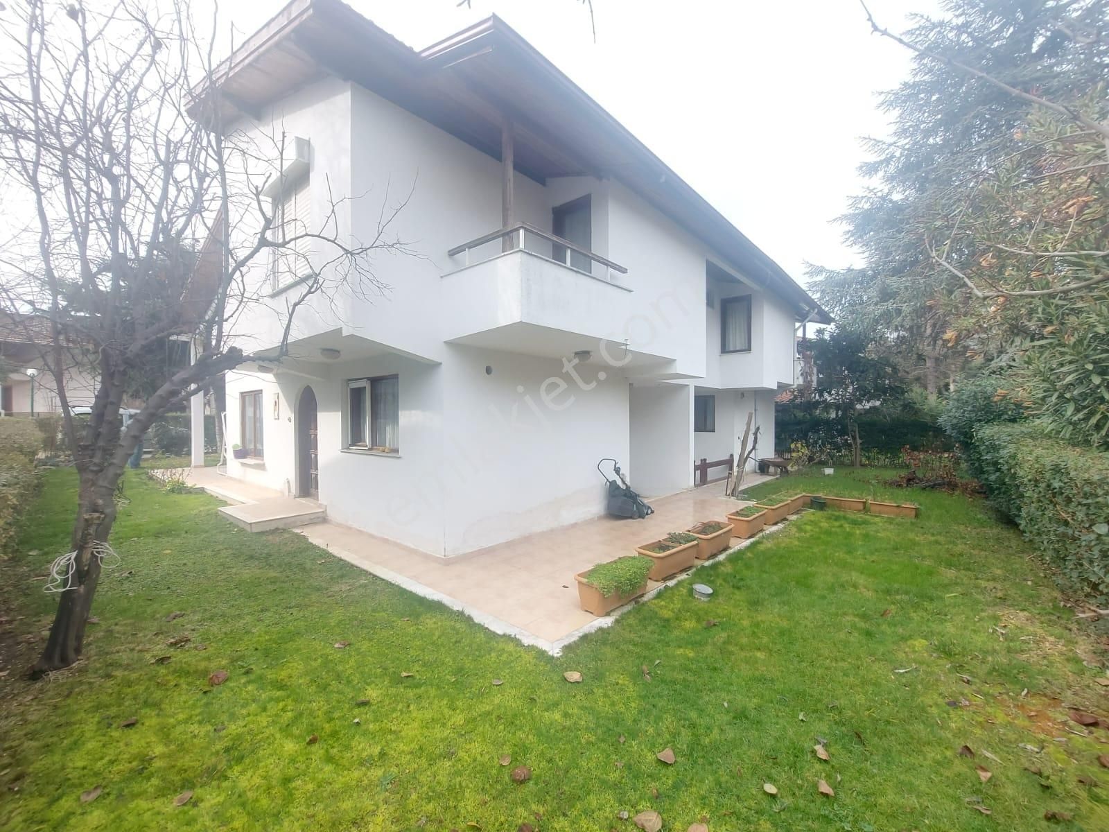 Denize Sıfır Tatil Sitesinde Bahçeli Dubleks 3+1 Yazlık Villa - Görsel 20