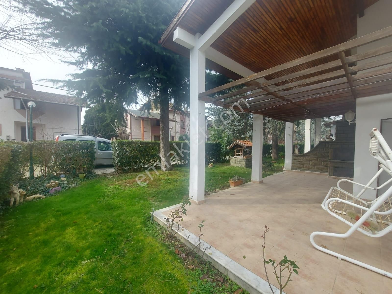 Denize Sıfır Tatil Sitesinde Bahçeli Dubleks 3+1 Yazlık Villa - Görsel 15